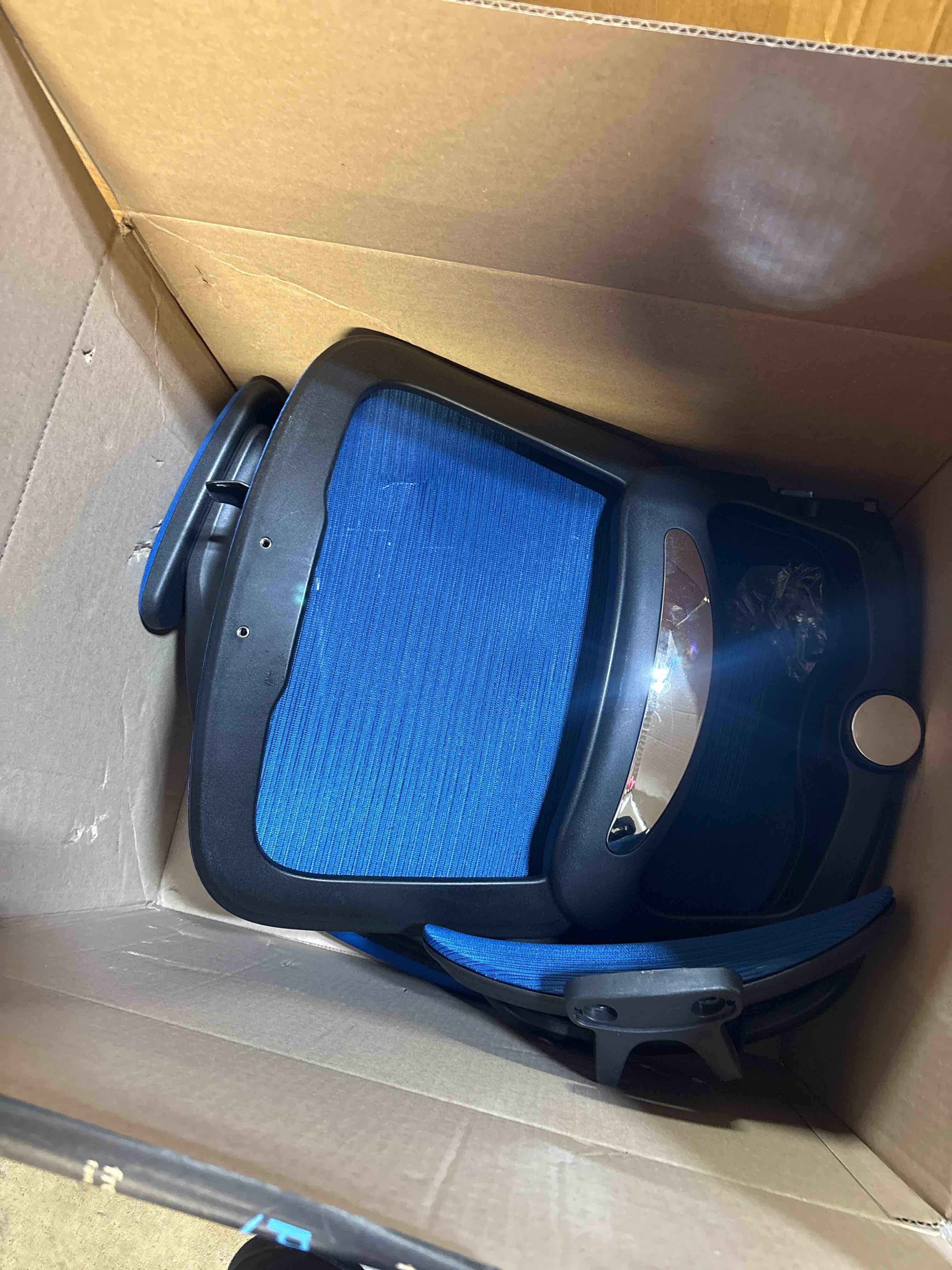 https://s3.amazonaws.com/lotting-images-prod/phillipi/TEA2226220_1759501019314.jpeg