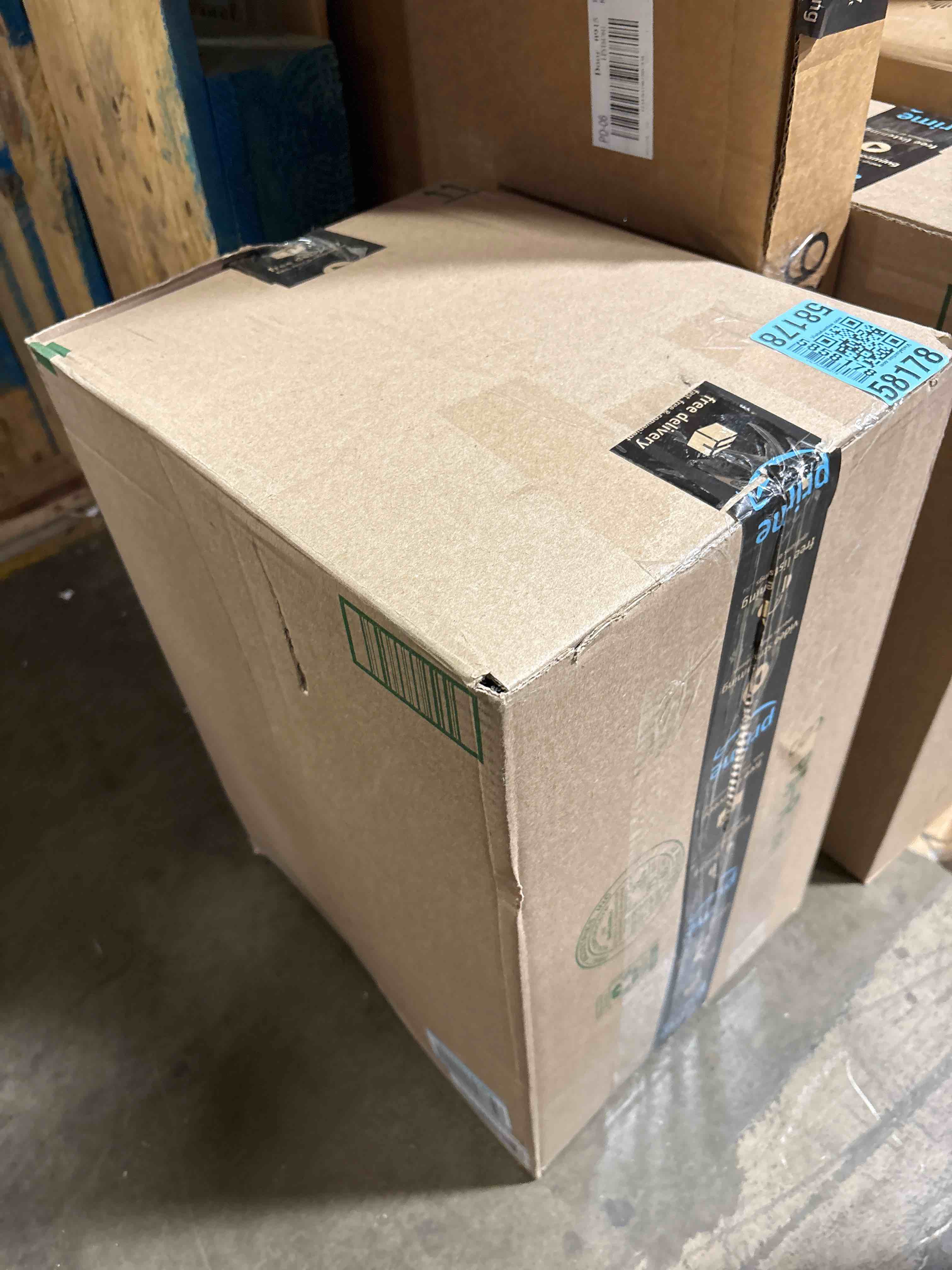 https://s3.amazonaws.com/lotting-images-prod/phillipi/TEA2226259_1760109617809.jpeg