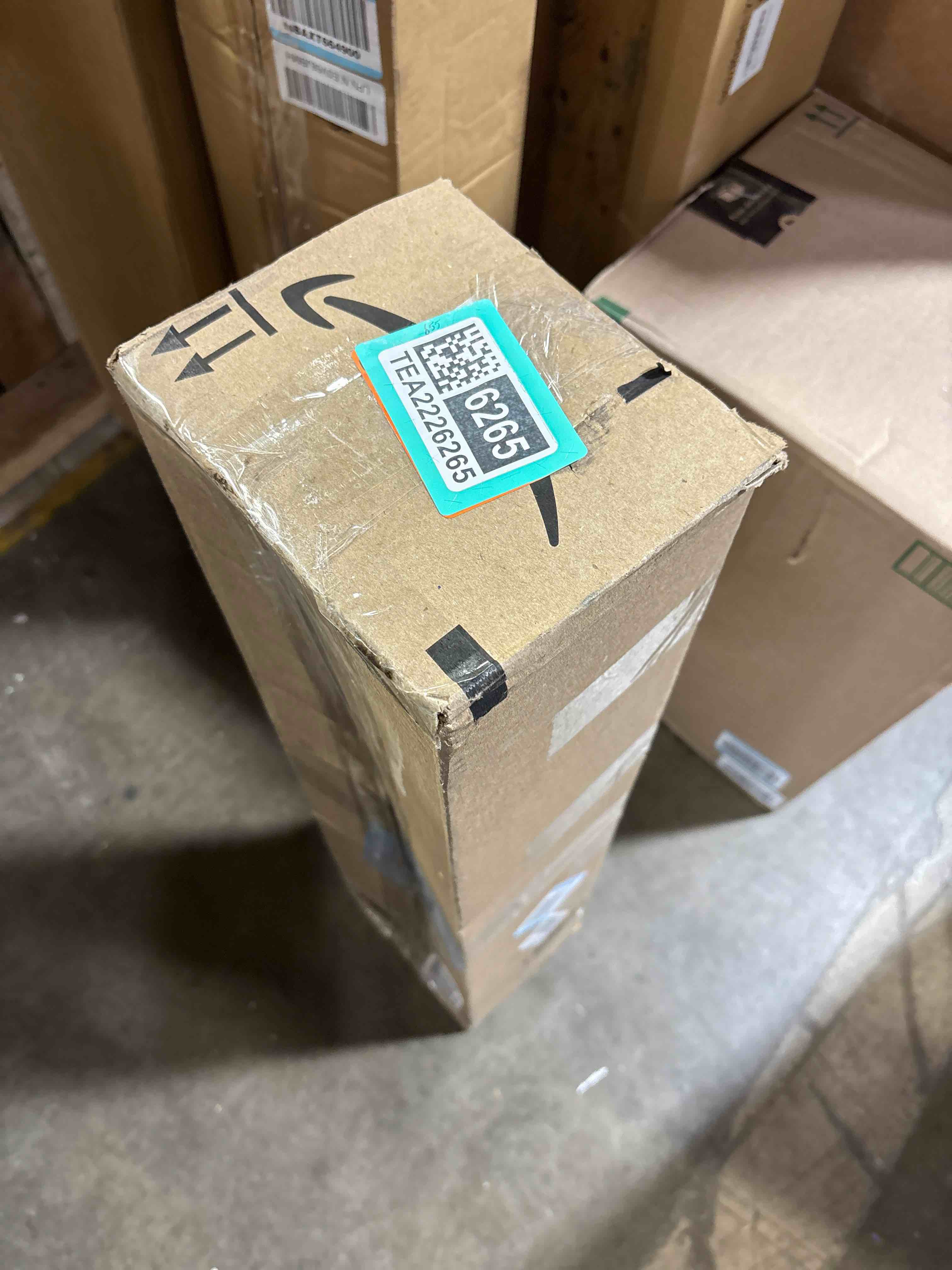 https://s3.amazonaws.com/lotting-images-prod/phillipi/TEA2226265_1760110792343.jpeg