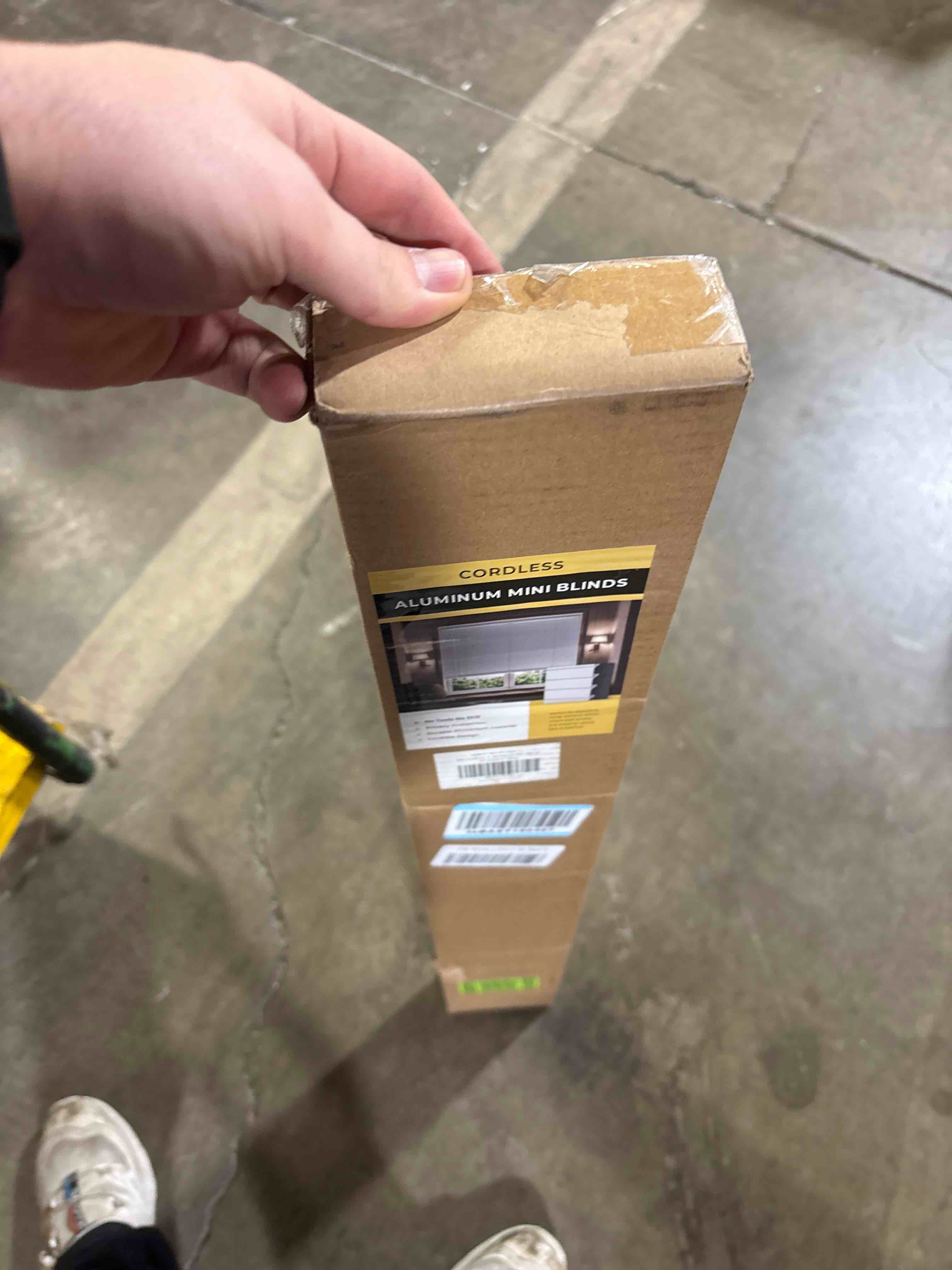https://s3.amazonaws.com/lotting-images-prod/phillipi/TEA2226267_1760112252615.jpeg