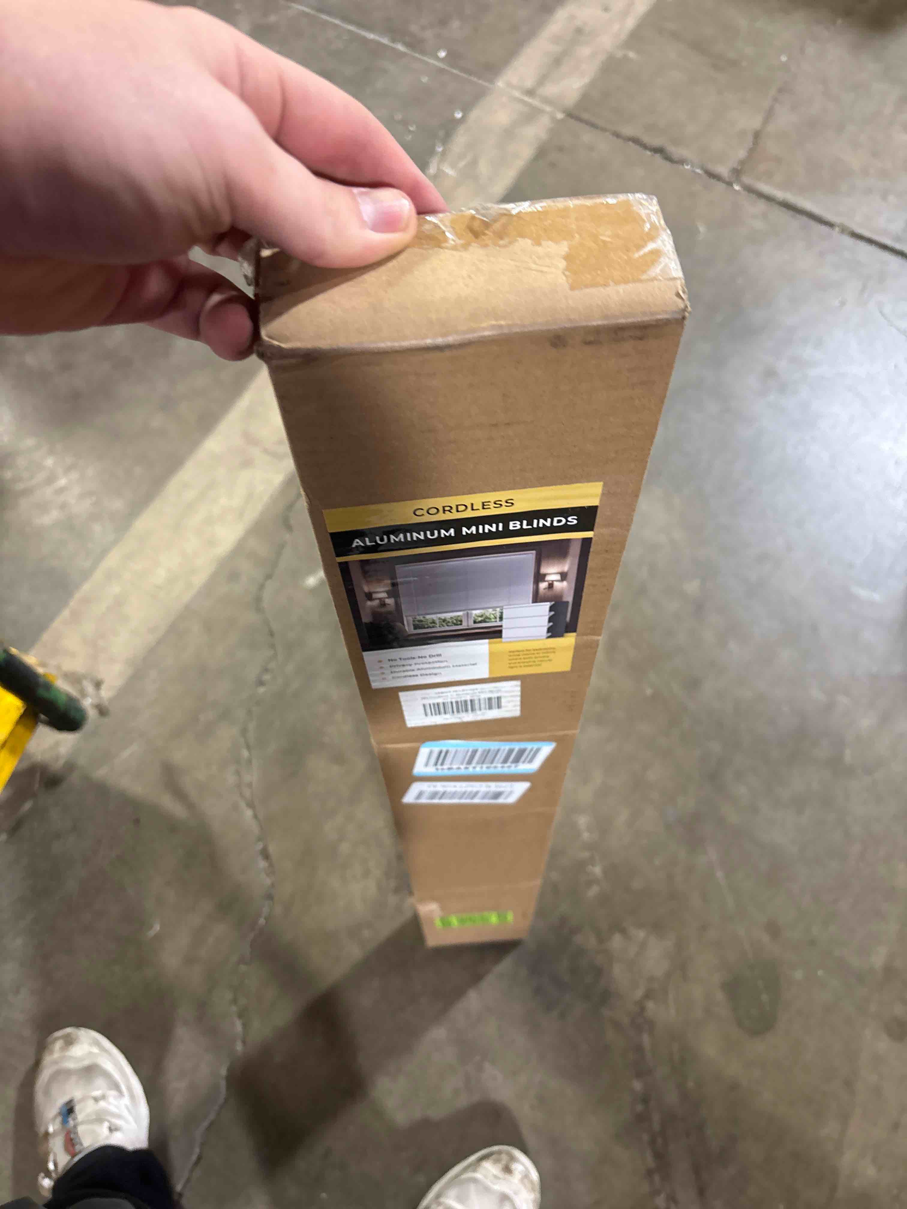 https://s3.amazonaws.com/lotting-images-prod/phillipi/TEA2226267_1760112253493.jpeg