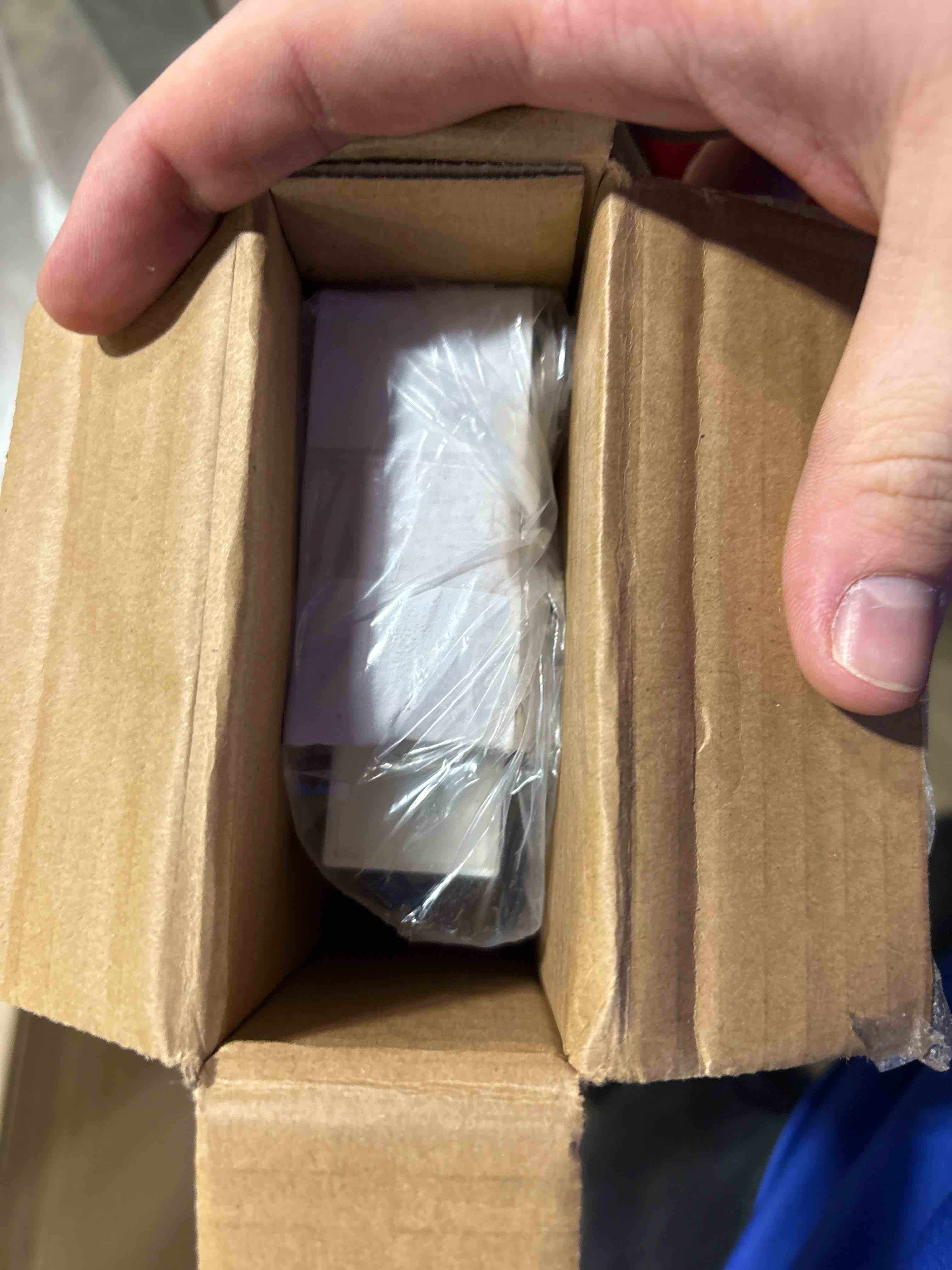 https://s3.amazonaws.com/lotting-images-prod/phillipi/TEA2226267_1760112275672.jpeg