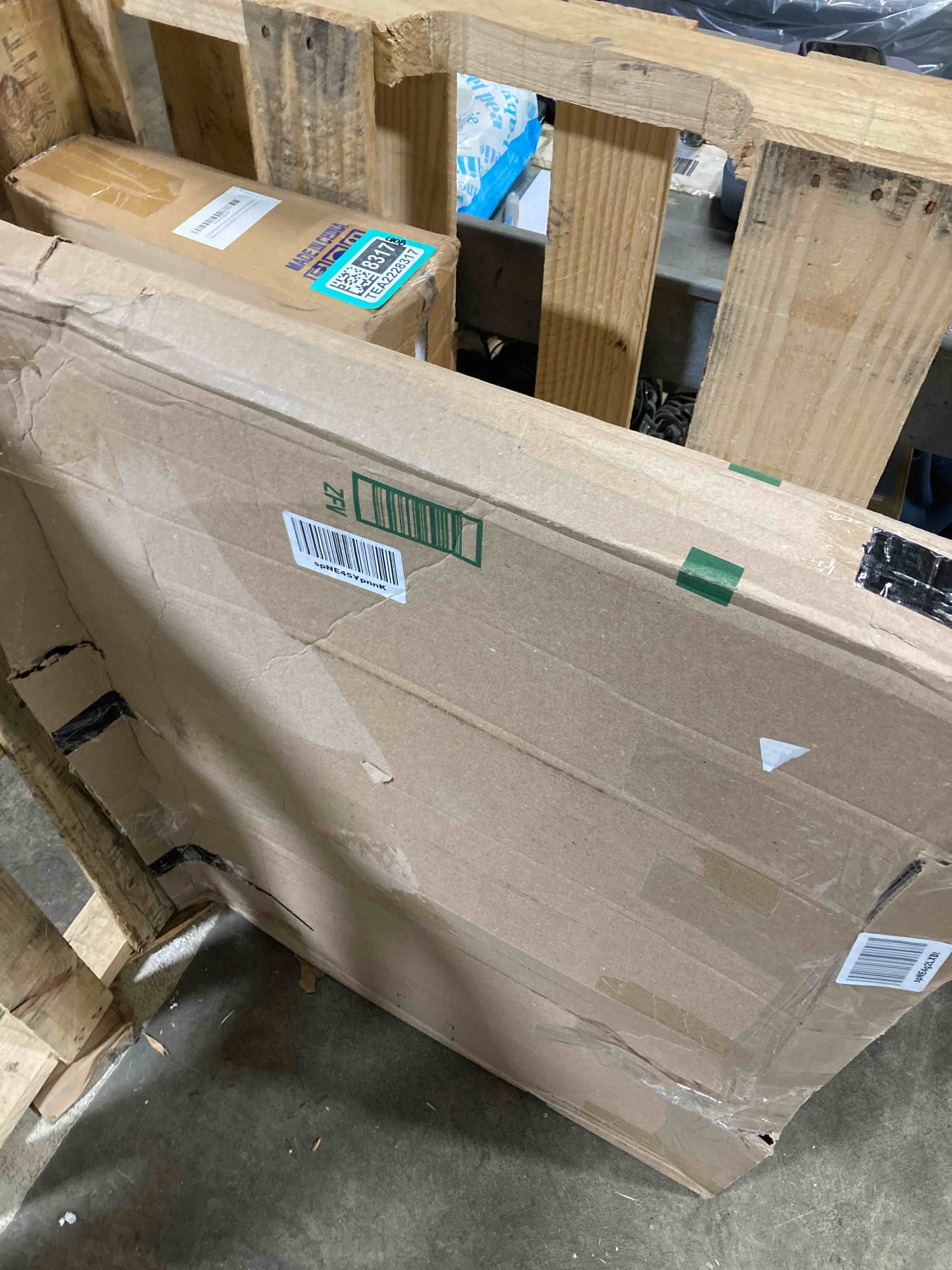 https://s3.amazonaws.com/lotting-images-prod/phillipi/TEA2228316_1745340632157.jpeg
