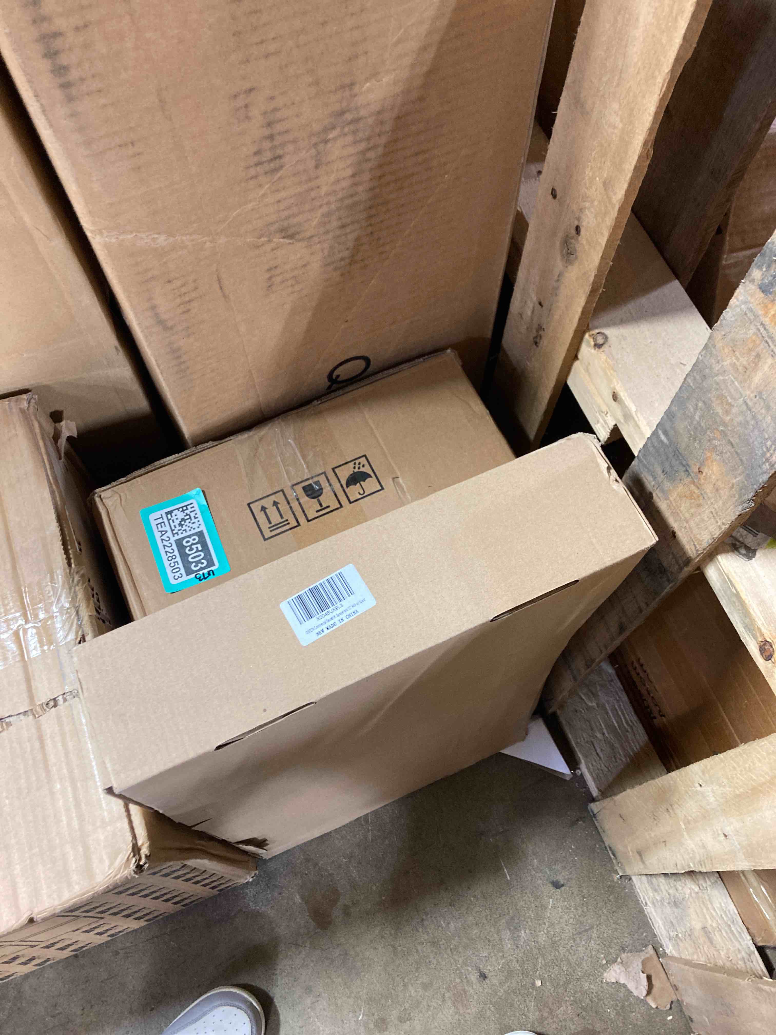 https://s3.amazonaws.com/lotting-images-prod/phillipi/TEA2228501_1746118242804.jpeg