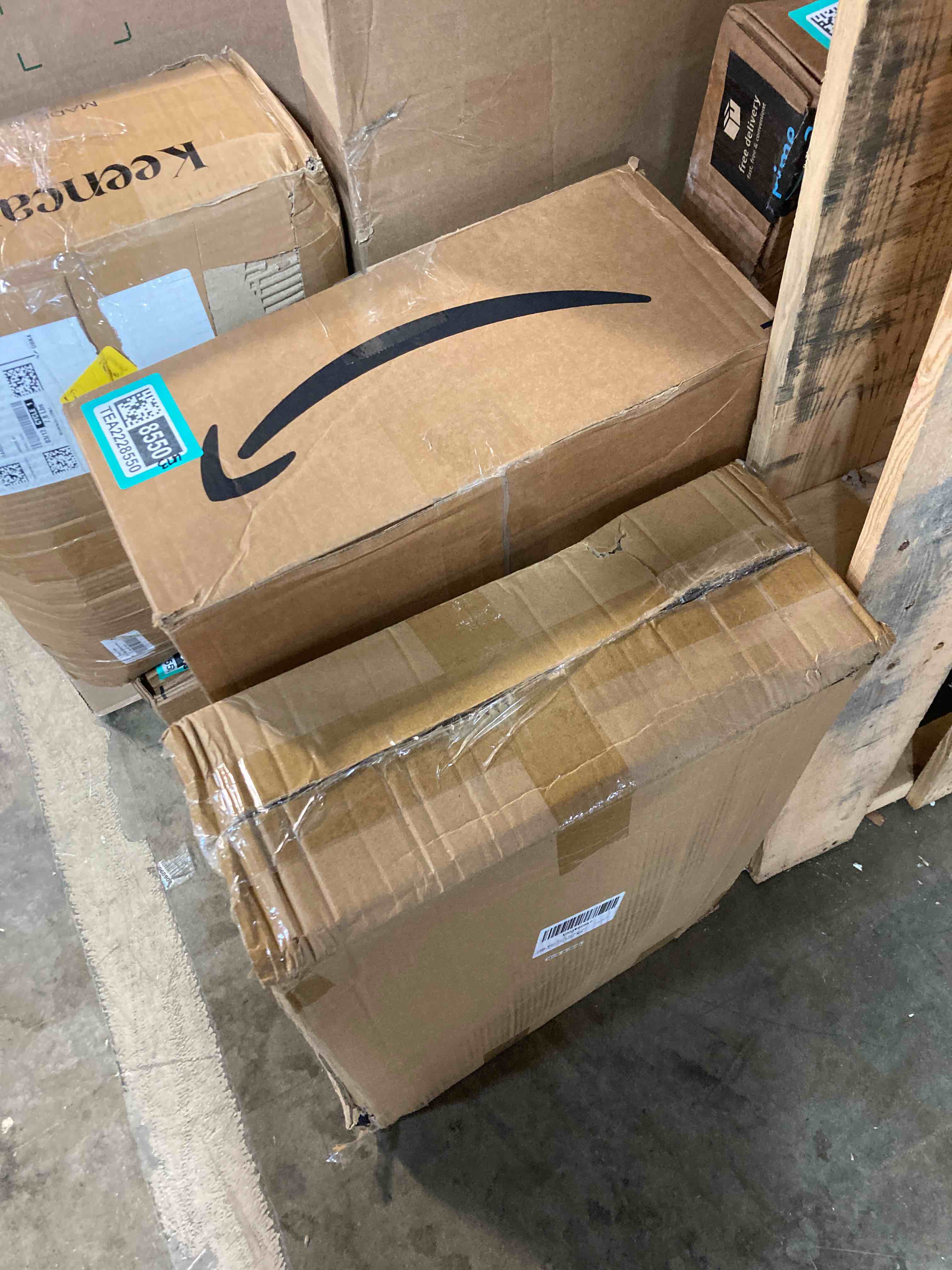 https://s3.amazonaws.com/lotting-images-prod/phillipi/TEA2228549_1746111731247.jpeg