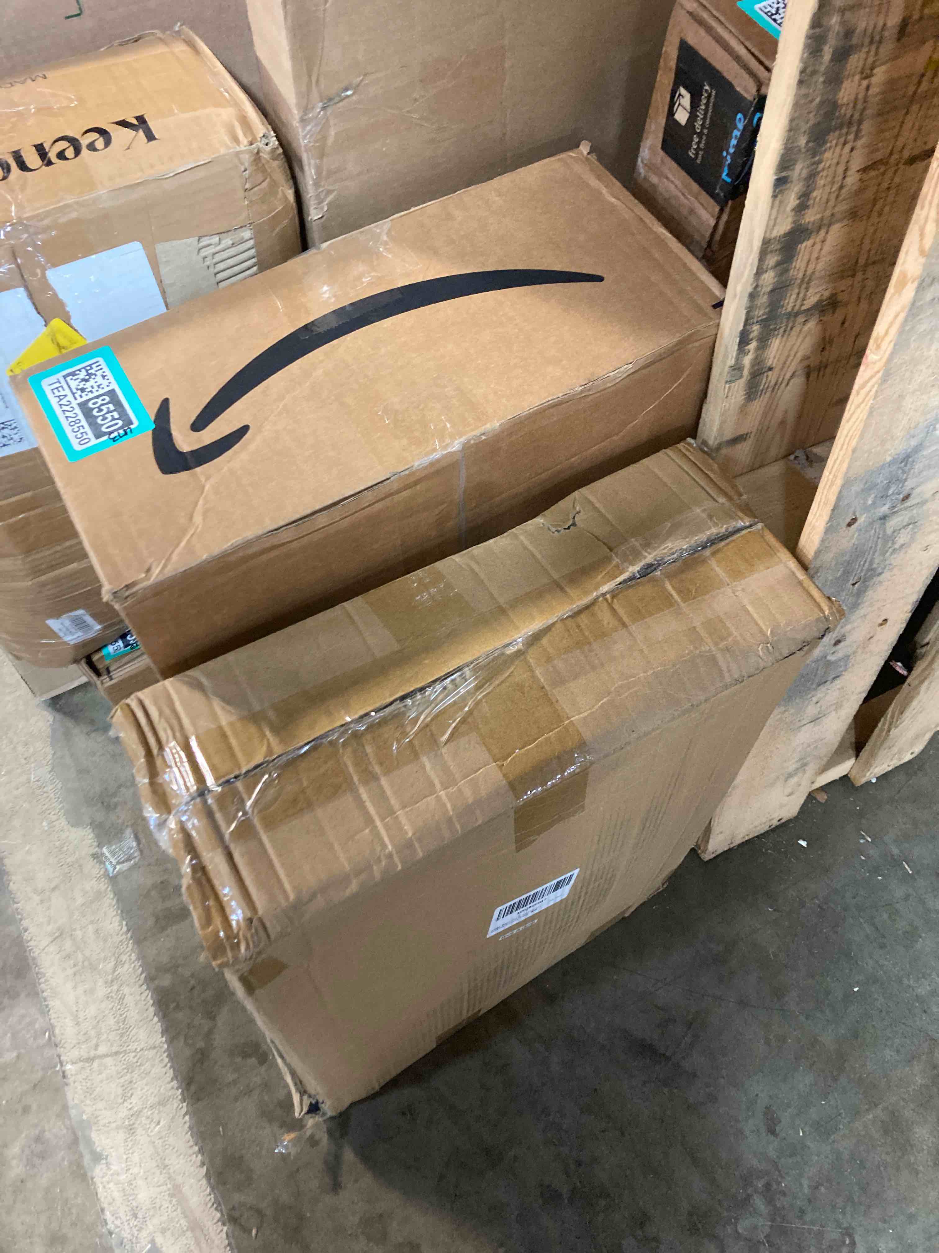 https://s3.amazonaws.com/lotting-images-prod/phillipi/TEA2228549_1746111732341.jpeg