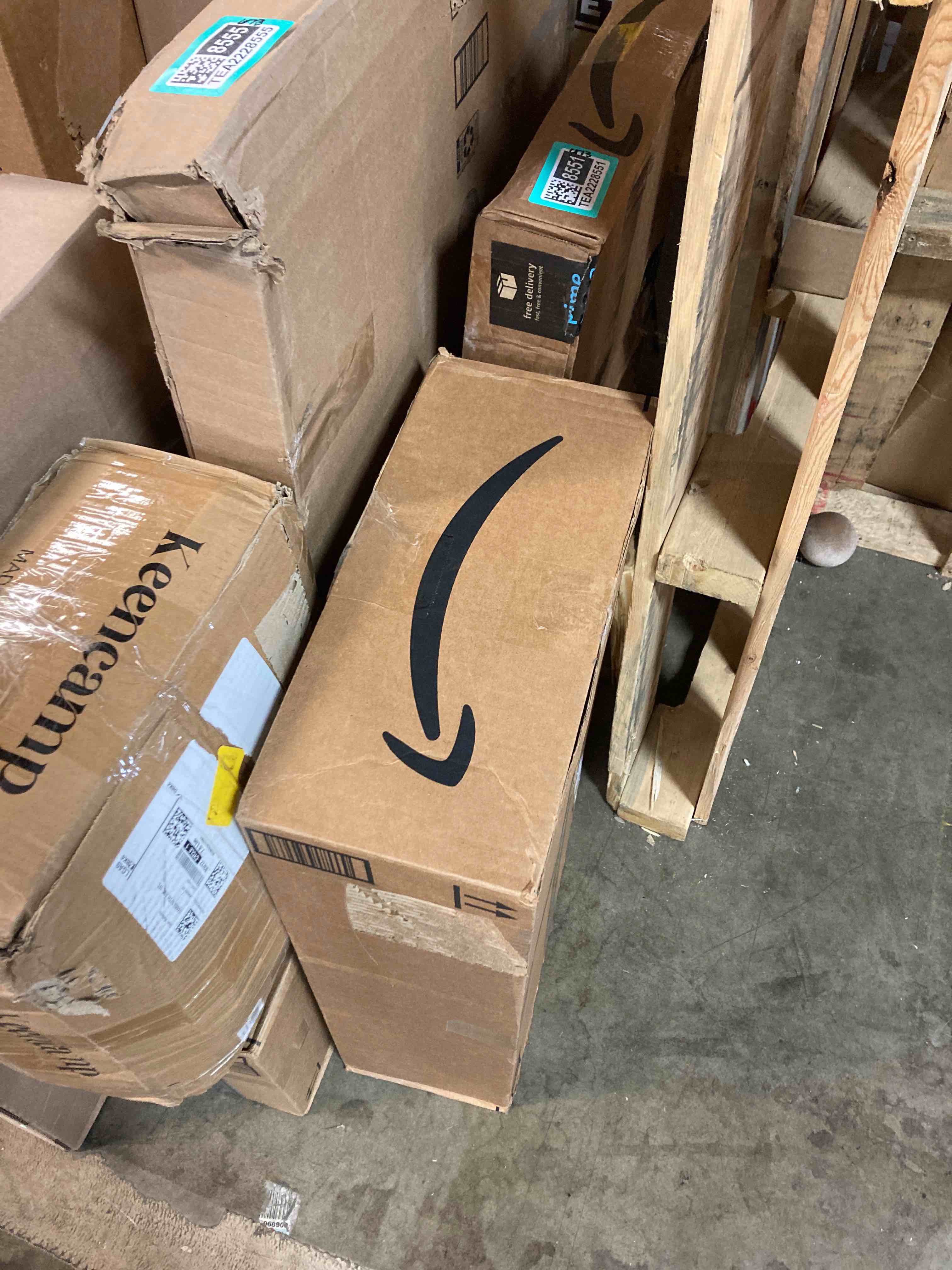 https://s3.amazonaws.com/lotting-images-prod/phillipi/TEA2228550_1746111609068.jpeg