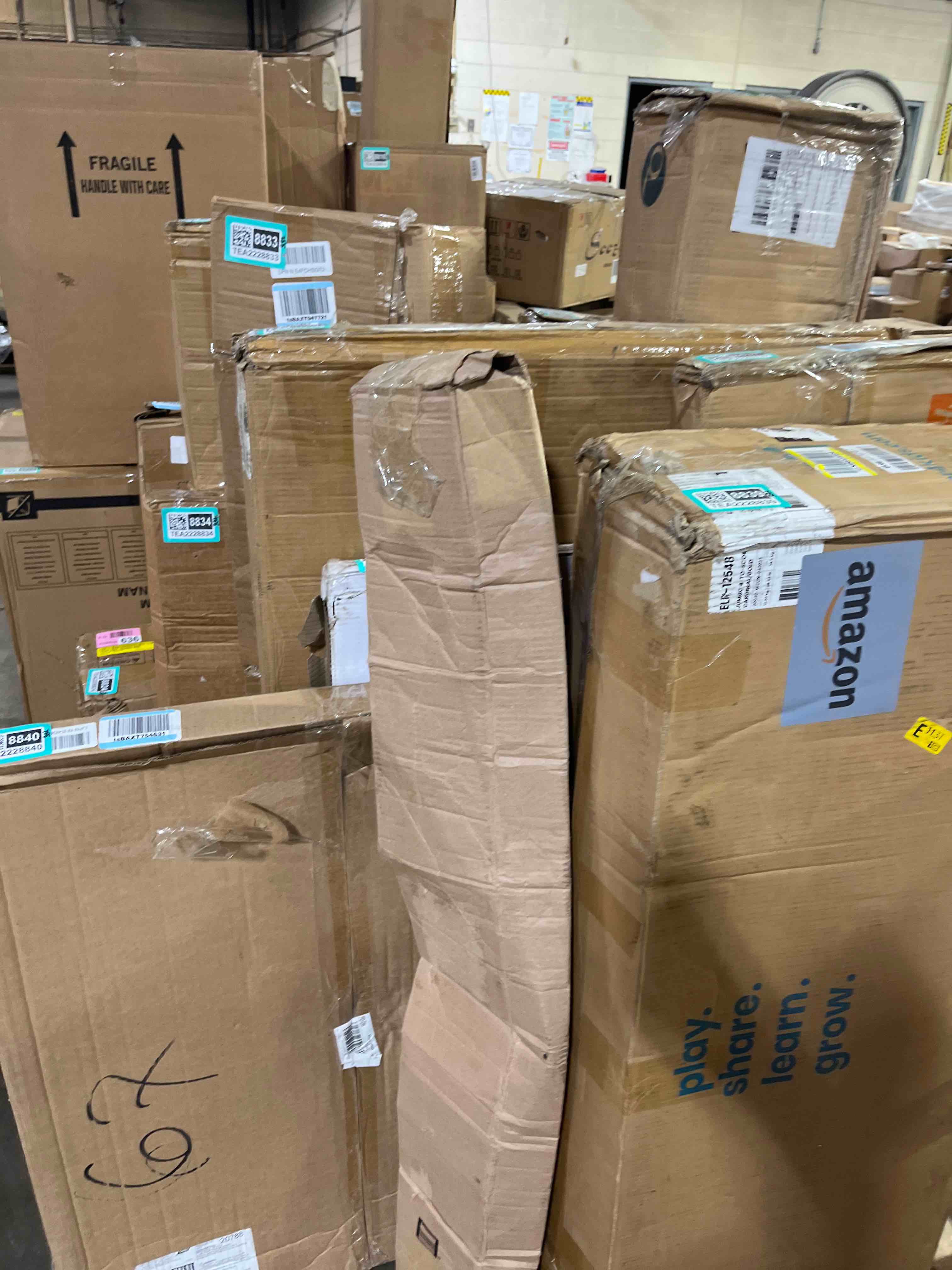 https://s3.amazonaws.com/lotting-images-prod/phillipi/TEA2228842_1747843955741.jpeg