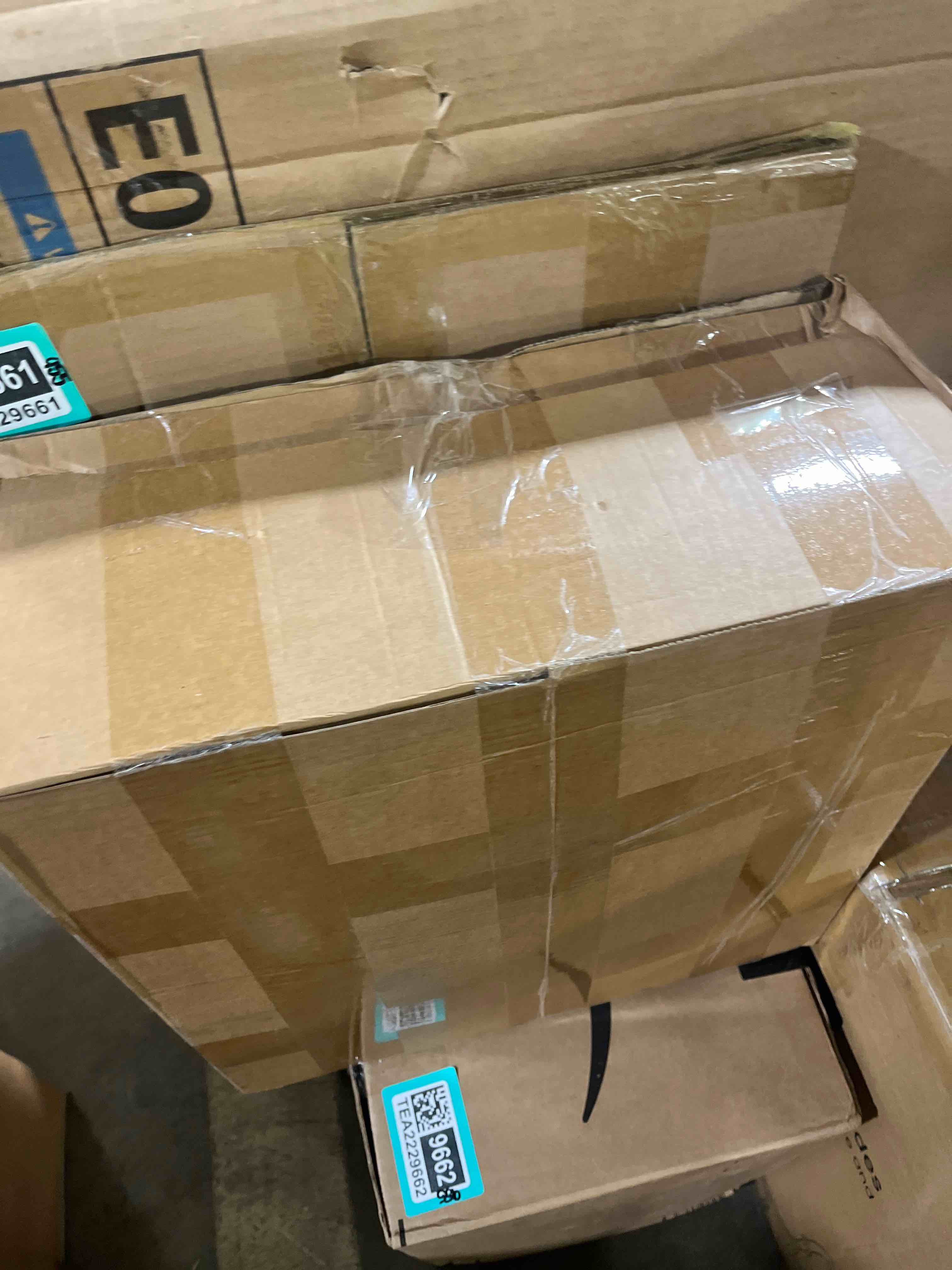 https://s3.amazonaws.com/lotting-images-prod/phillipi/TEA2229663_1750351508020.jpeg