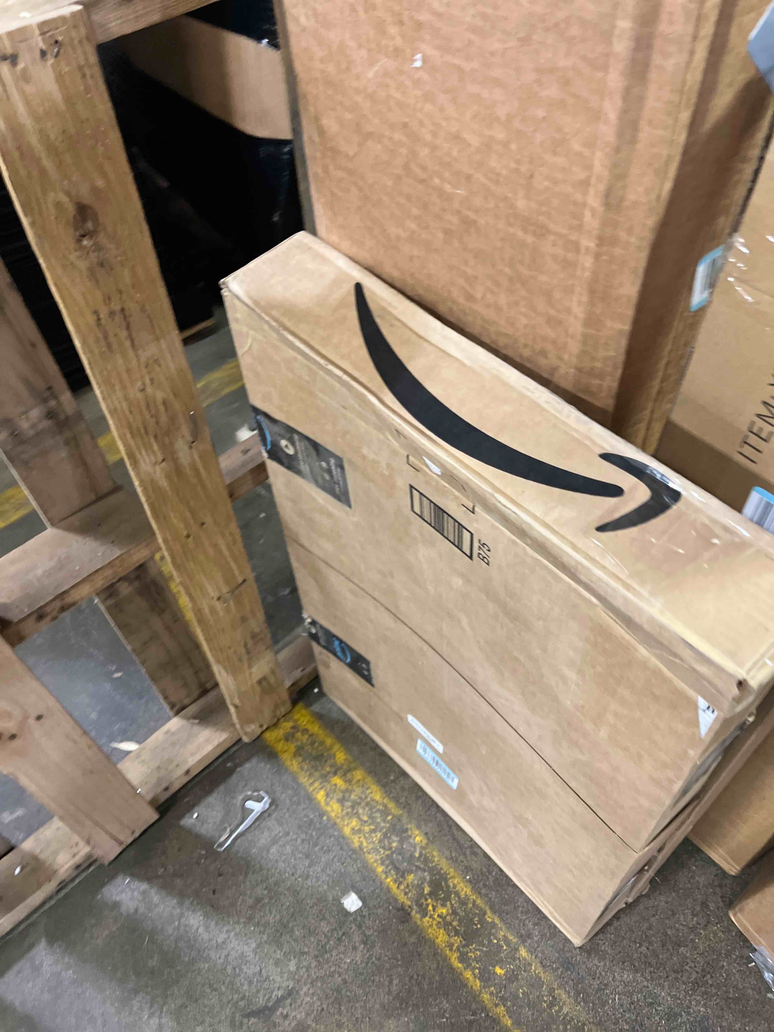 https://s3.amazonaws.com/lotting-images-prod/phillipi/TEA2229784_1750965862366.jpeg