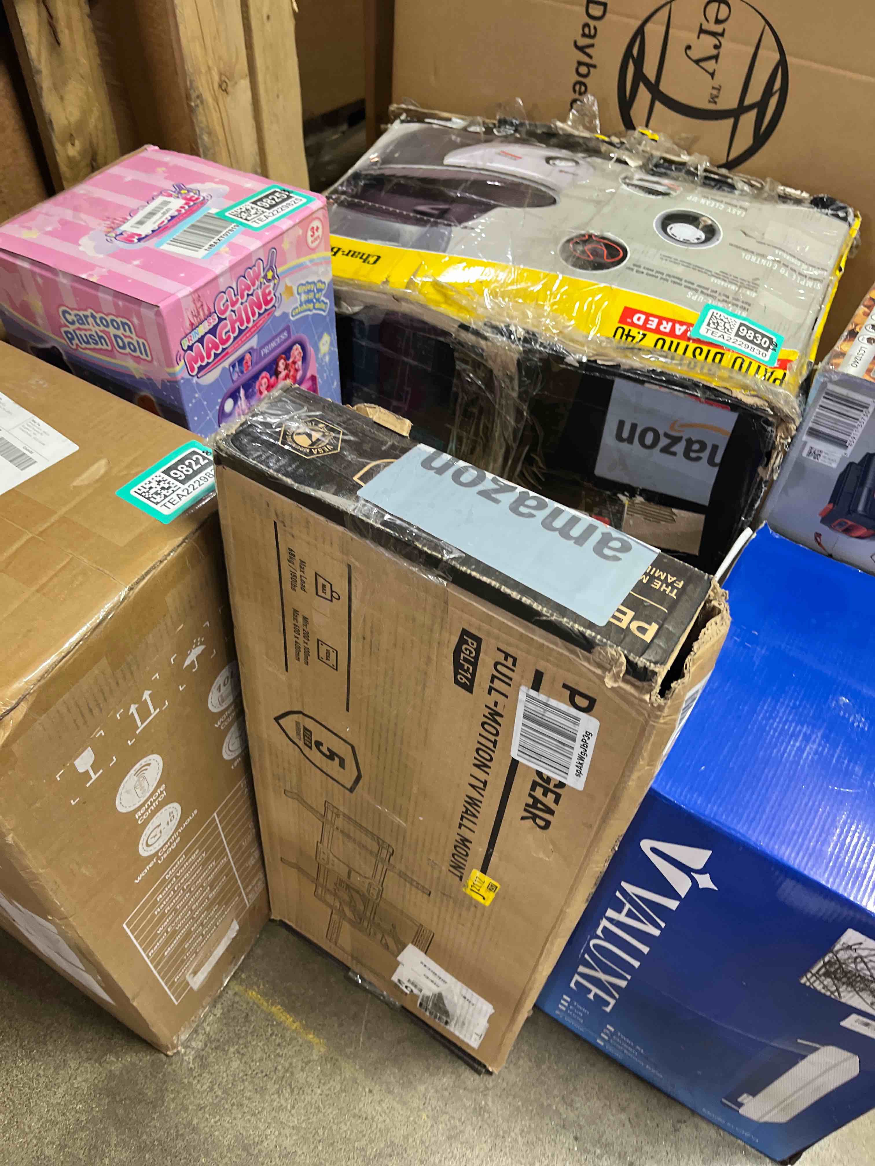 https://s3.amazonaws.com/lotting-images-prod/phillipi/TEA2229821_1750960283574.jpeg