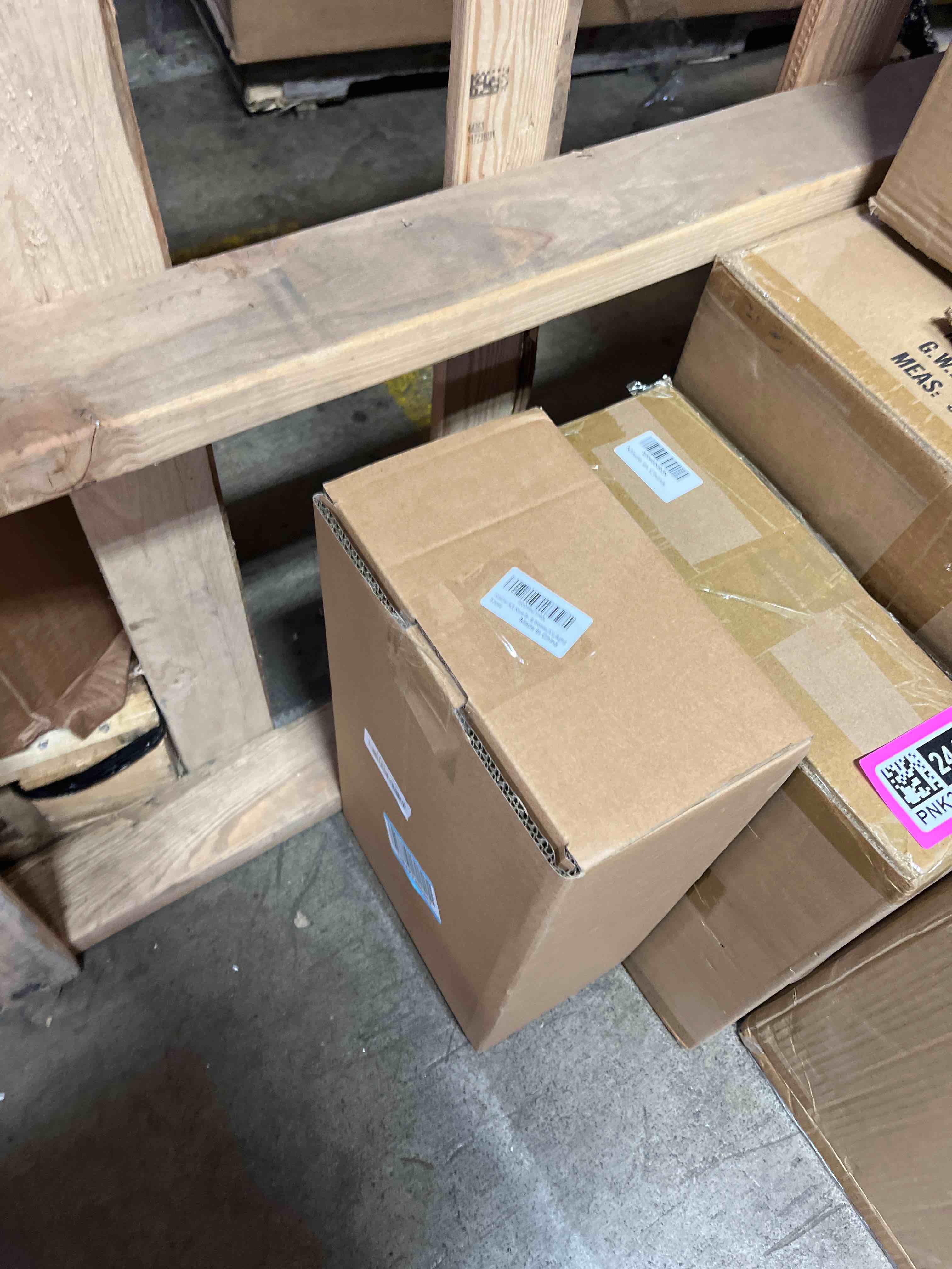 https://s3.amazonaws.com/lotting-images-prod/phillipi/TEA2229833_1750958906196.jpeg