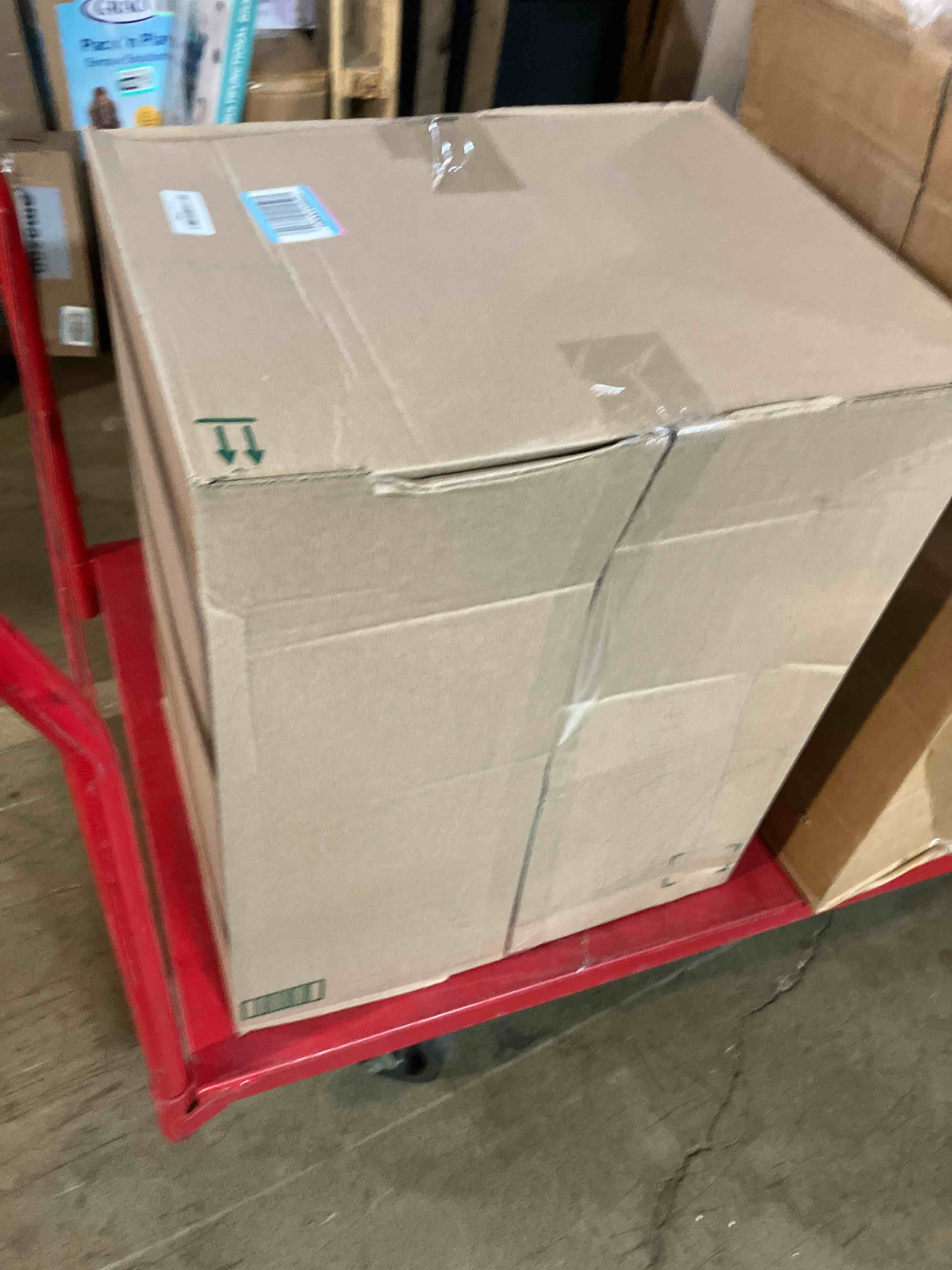 https://s3.amazonaws.com/lotting-images-prod/phillipi/TEA2229844_1751031332249.jpeg