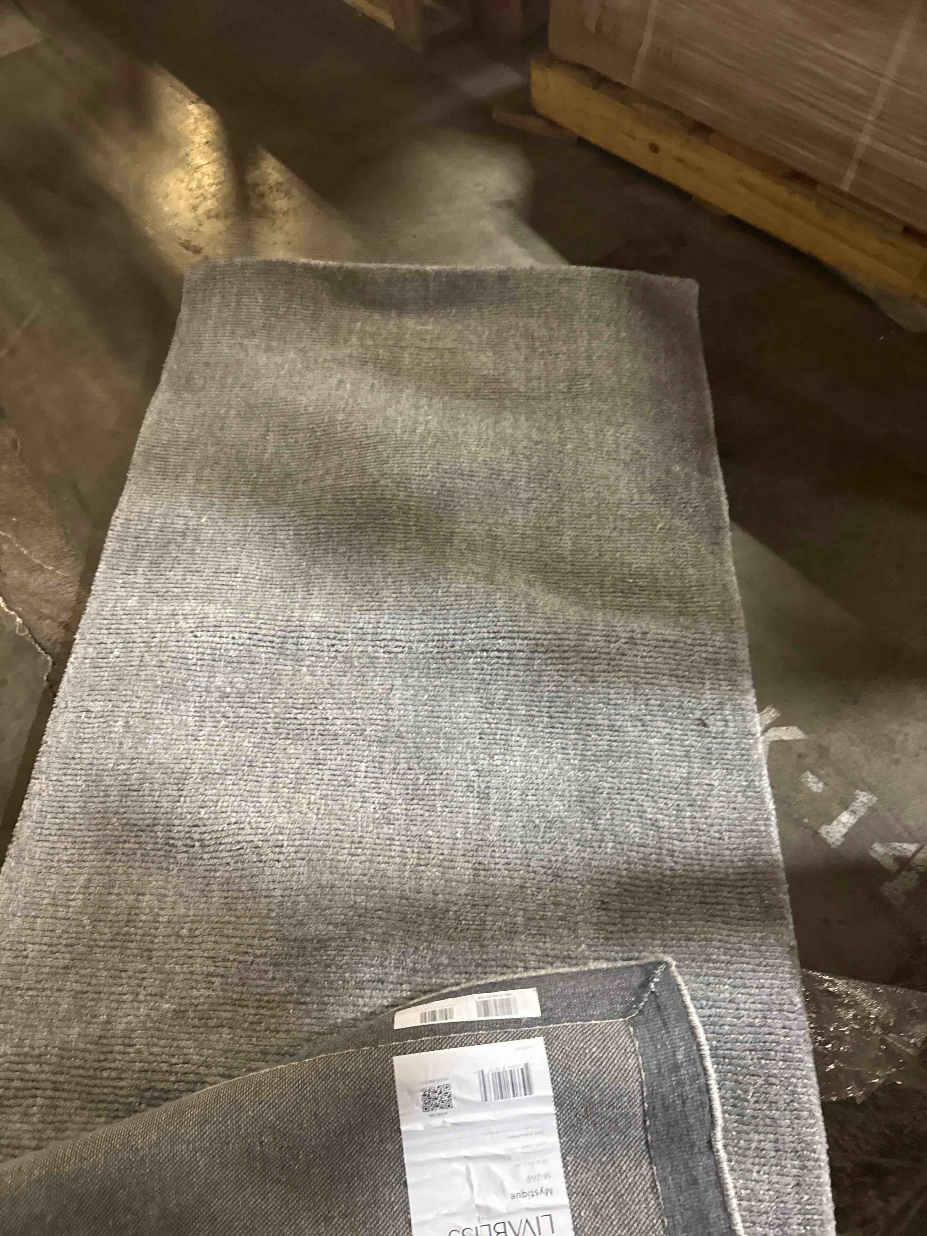 https://s3.amazonaws.com/lotting-images-prod/phillipi/TEA2229899_1752669930367.jpeg