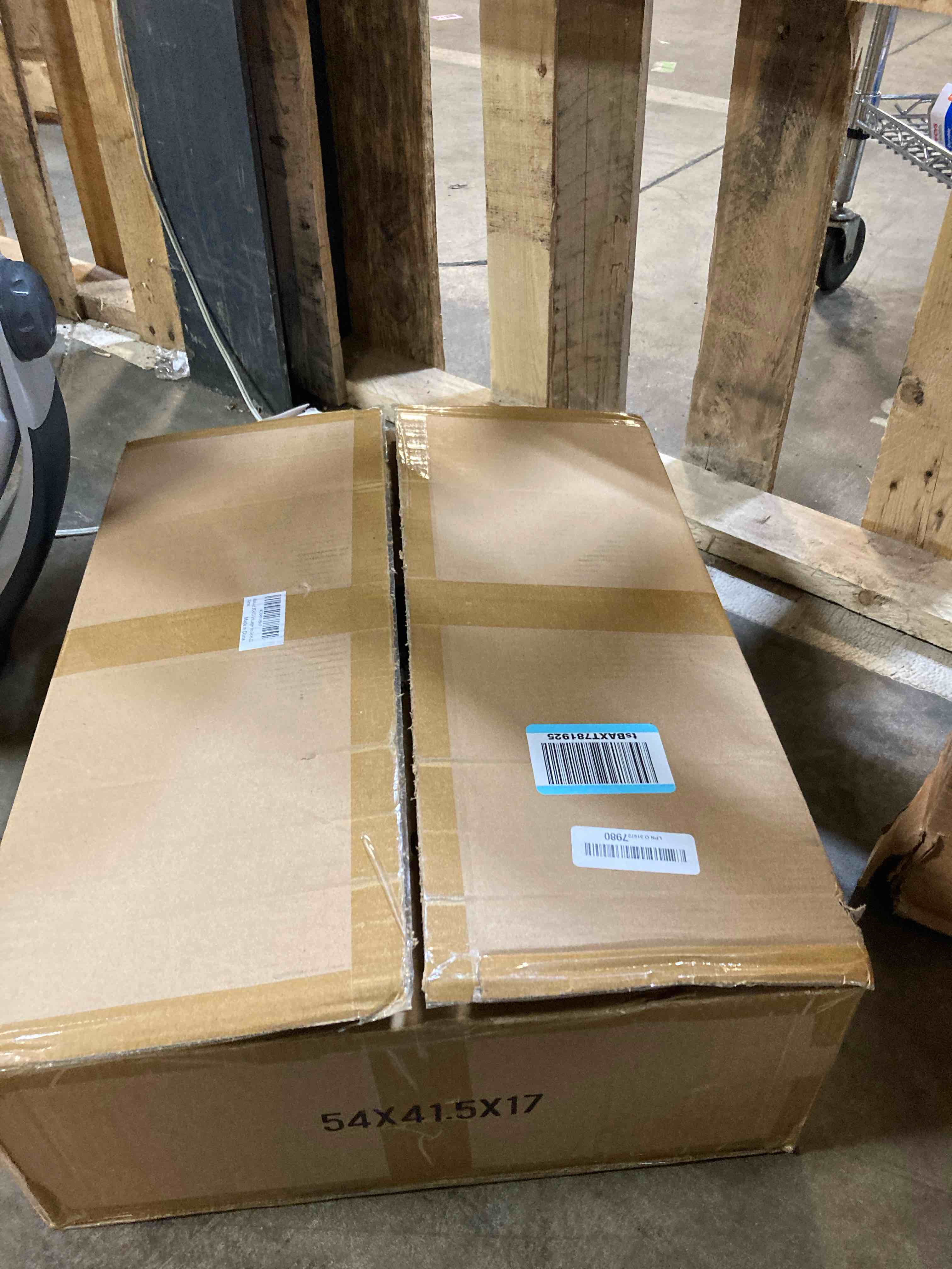 https://s3.amazonaws.com/lotting-images-prod/phillipi/TEA2229932_1755874155835.jpeg