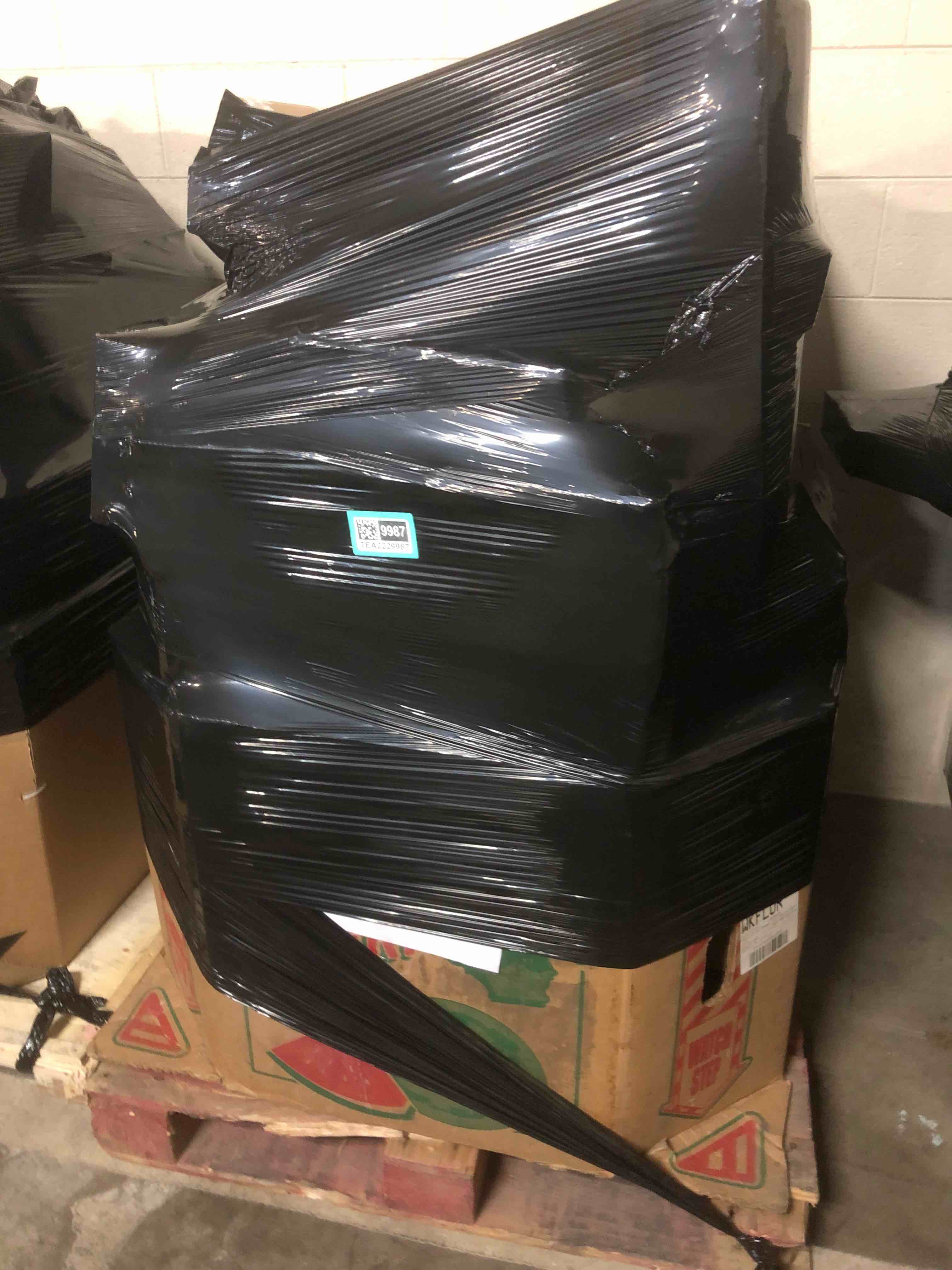 https://s3.amazonaws.com/lotting-images-prod/phillipi/TEA2229987_1757017130037.jpeg
