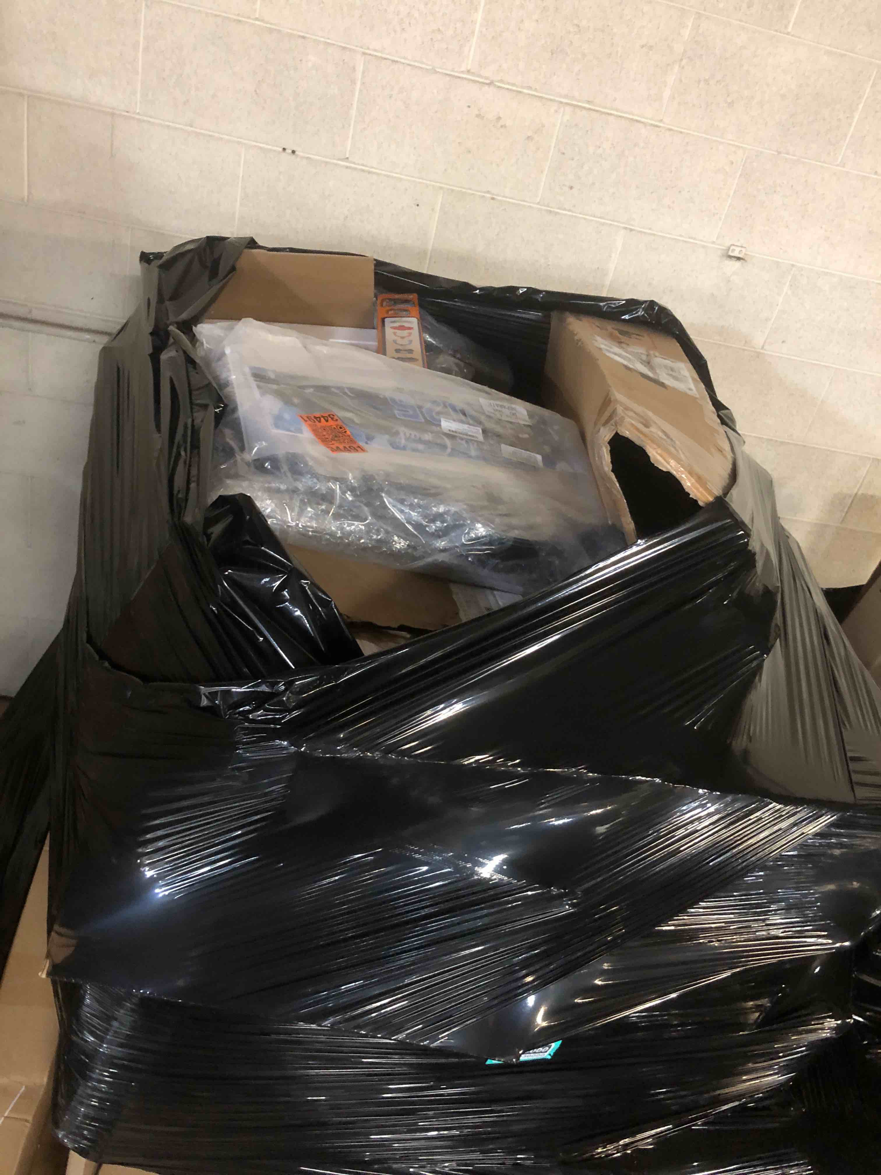 https://s3.amazonaws.com/lotting-images-prod/phillipi/TEA2230000_1757017803470.jpeg