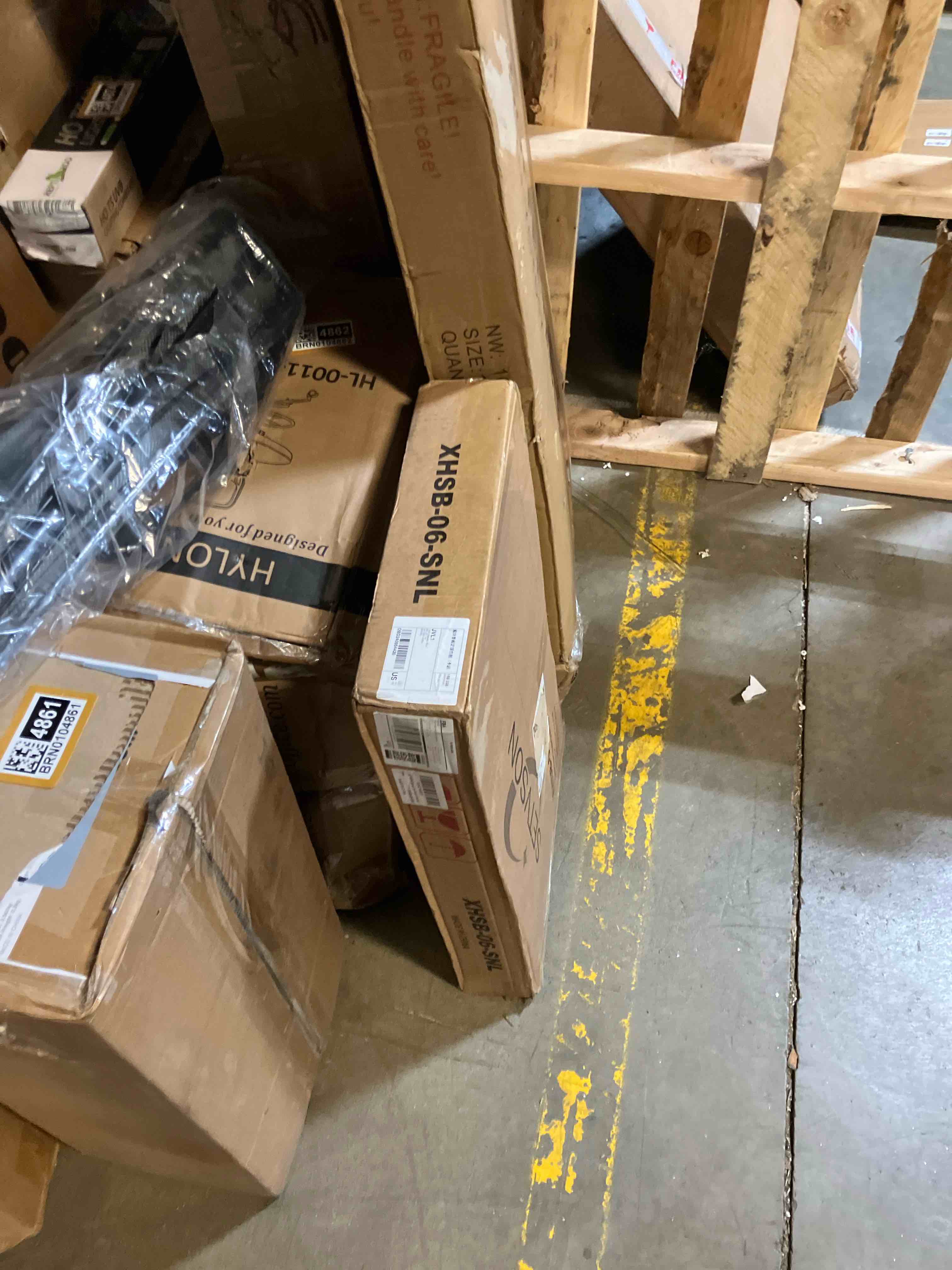 https://s3.amazonaws.com/lotting-images-prod/phillipi/TEA2230544_1744749555082.jpeg
