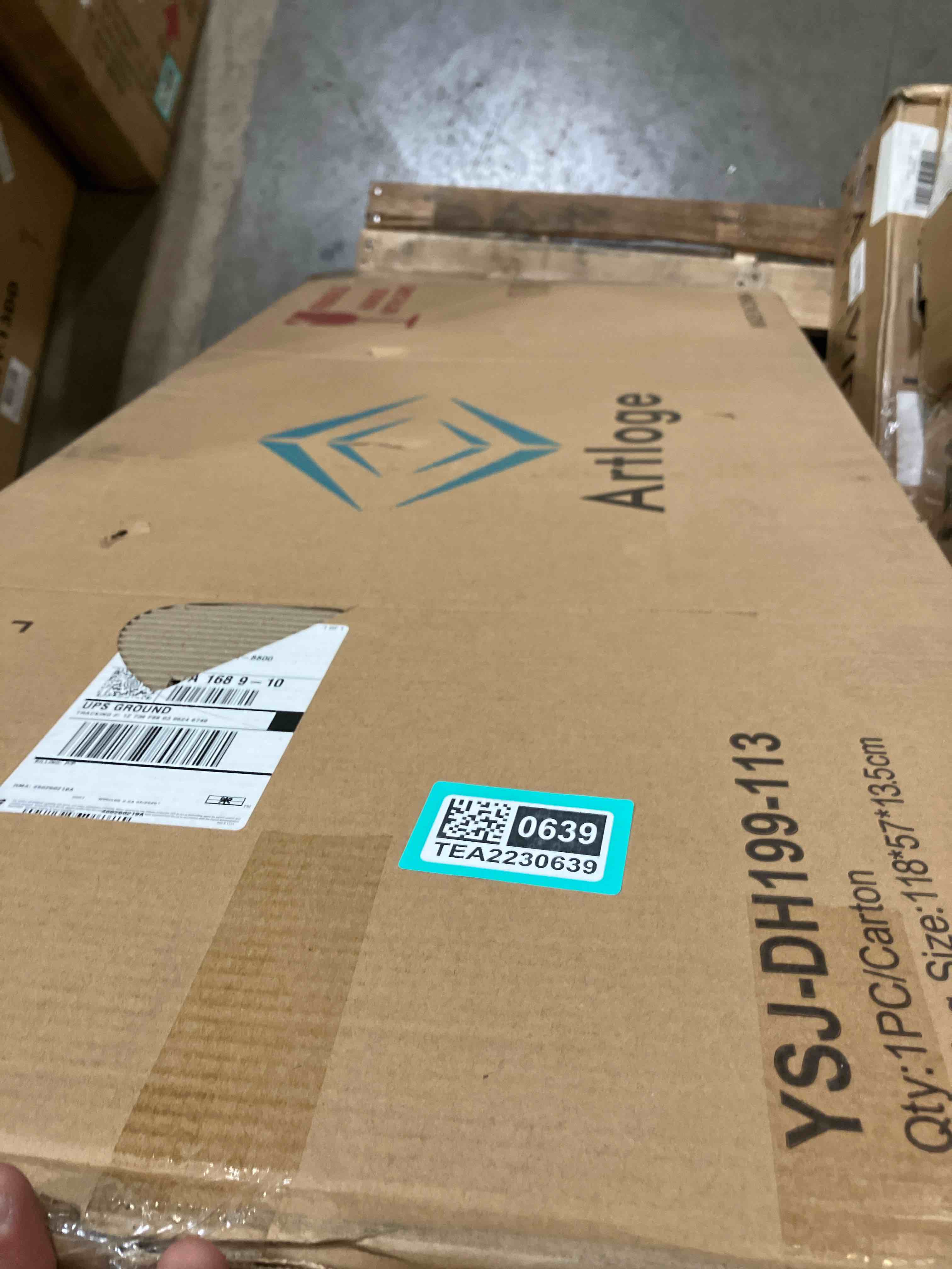 https://s3.amazonaws.com/lotting-images-prod/phillipi/TEA2230639_1744818212917.jpeg