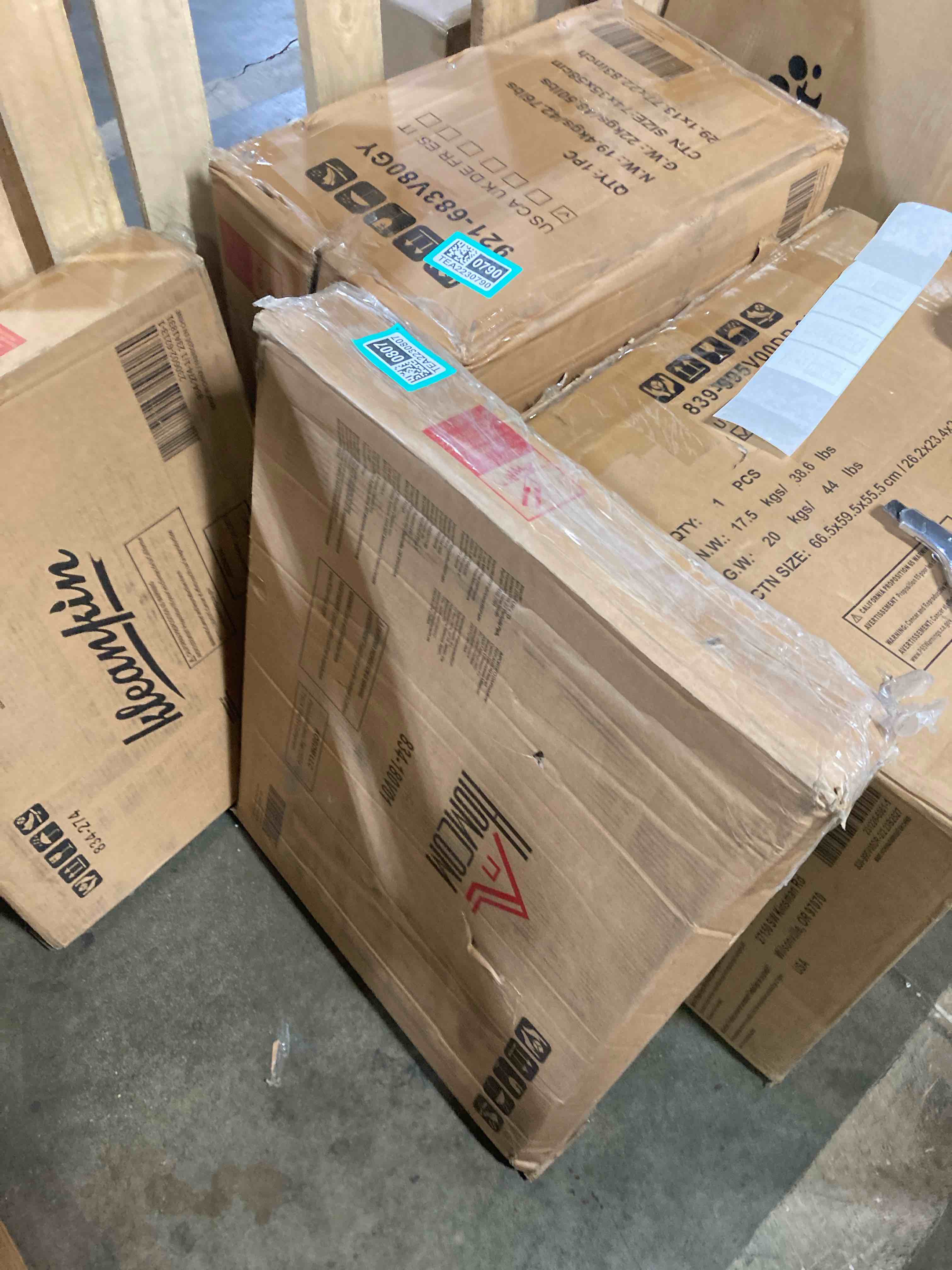 https://s3.amazonaws.com/lotting-images-prod/phillipi/TEA2230807_1745426766849.jpeg
