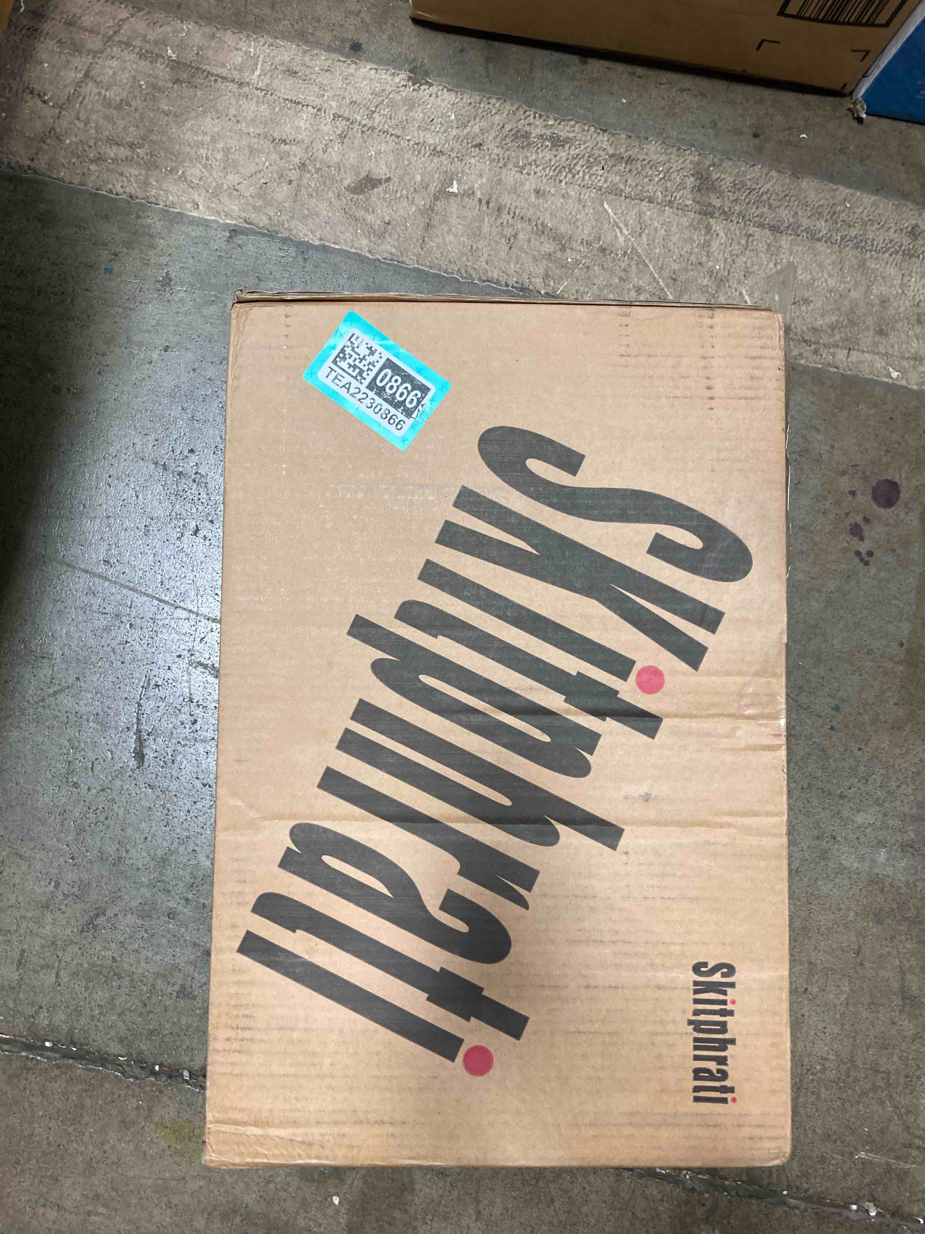 https://s3.amazonaws.com/lotting-images-prod/phillipi/TEA2230866_1745444810486.jpeg