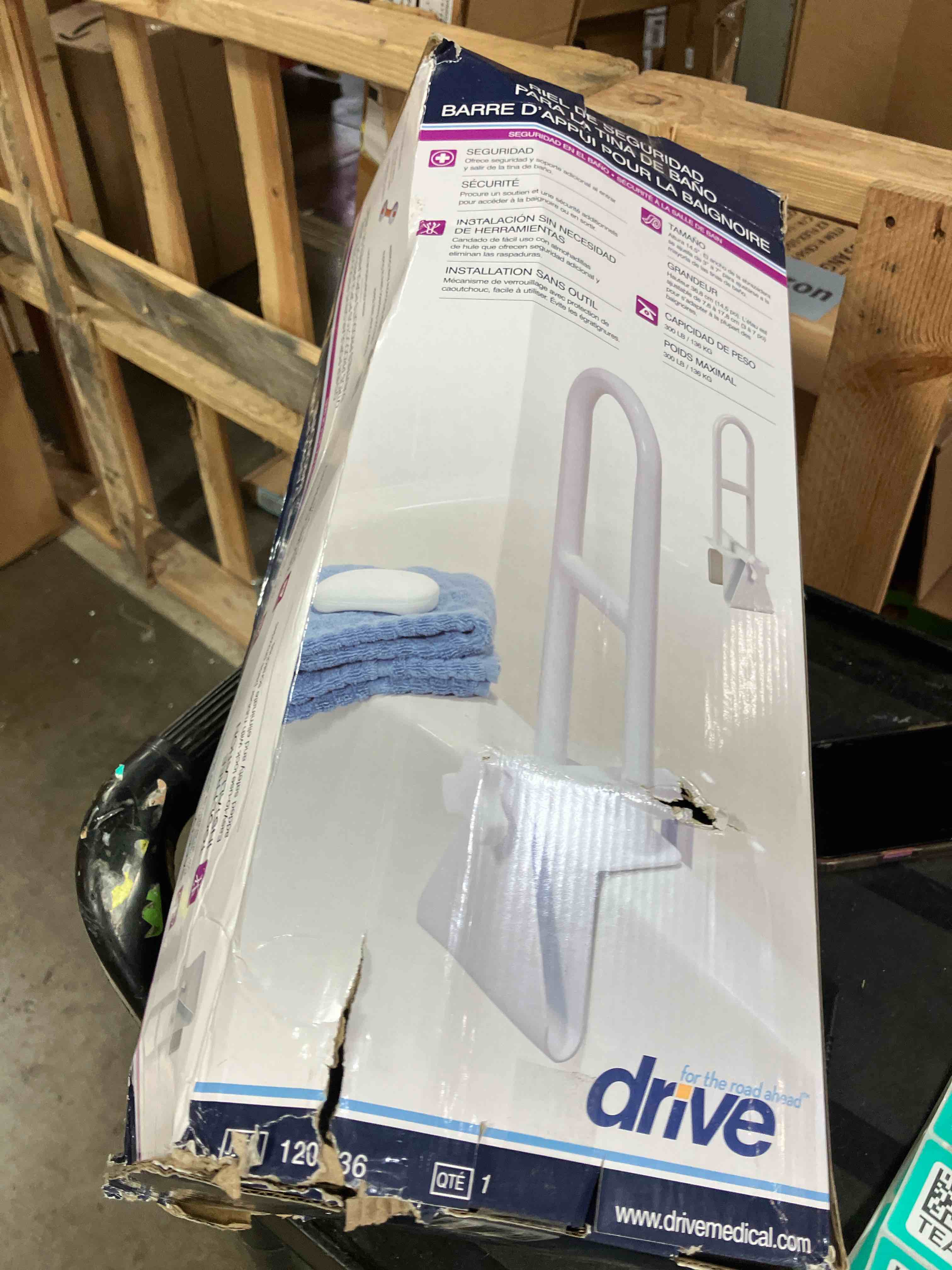https://s3.amazonaws.com/lotting-images-prod/phillipi/TEA2231760_1750343395918.jpeg