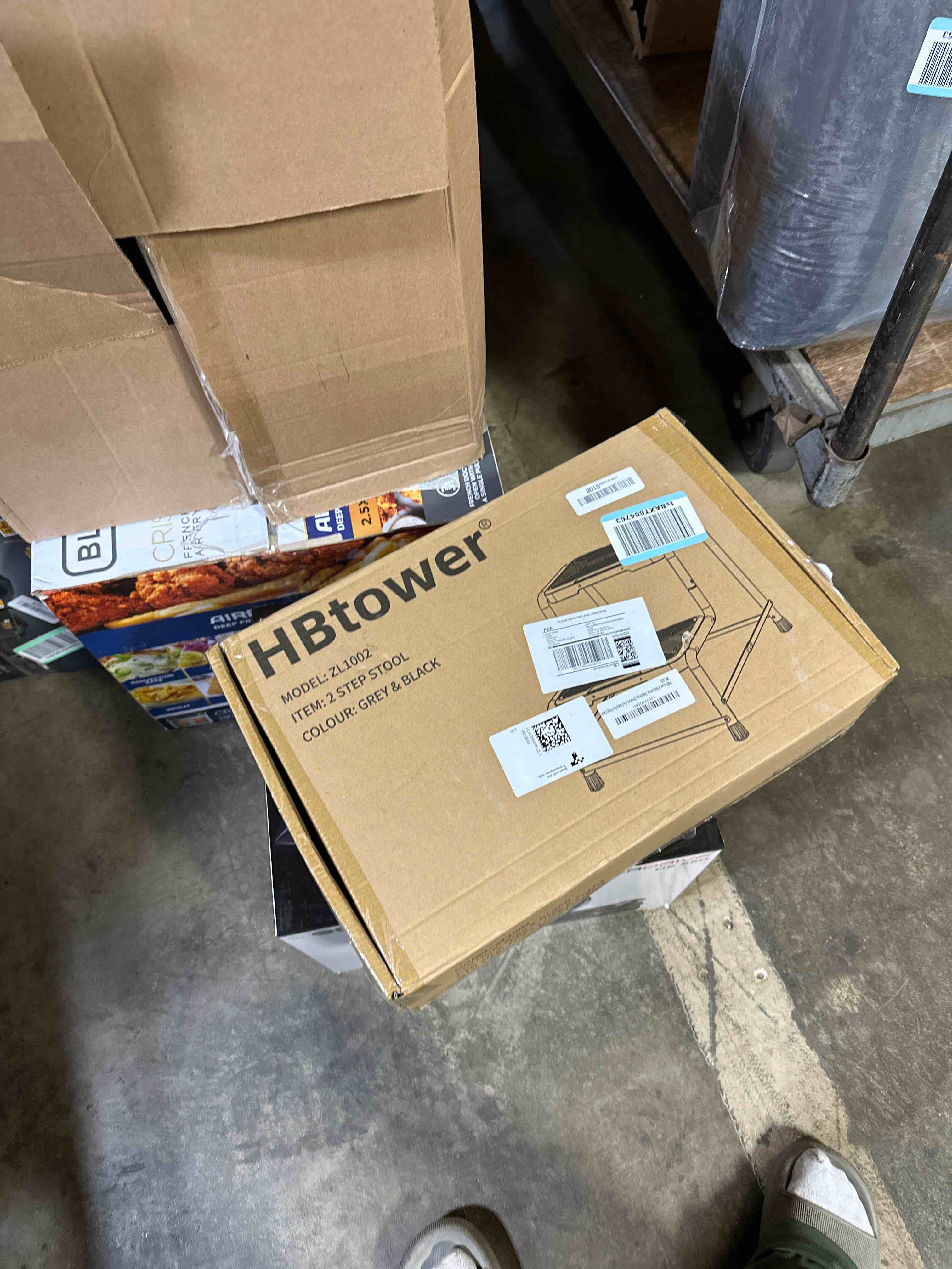 https://s3.amazonaws.com/lotting-images-prod/phillipi/TEA2231828_1751022237645.jpeg