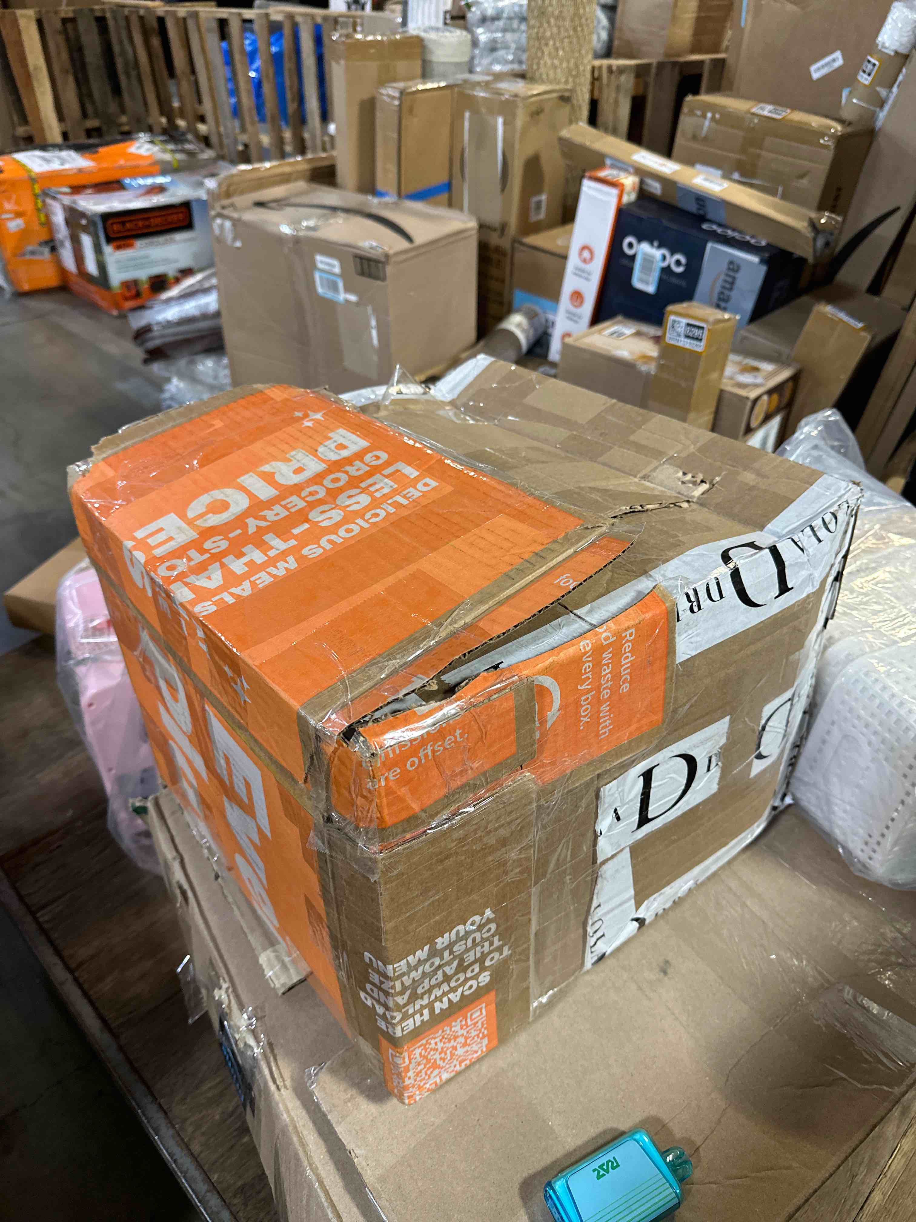 https://s3.amazonaws.com/lotting-images-prod/phillipi/TEA2231842_1751023446398.jpeg