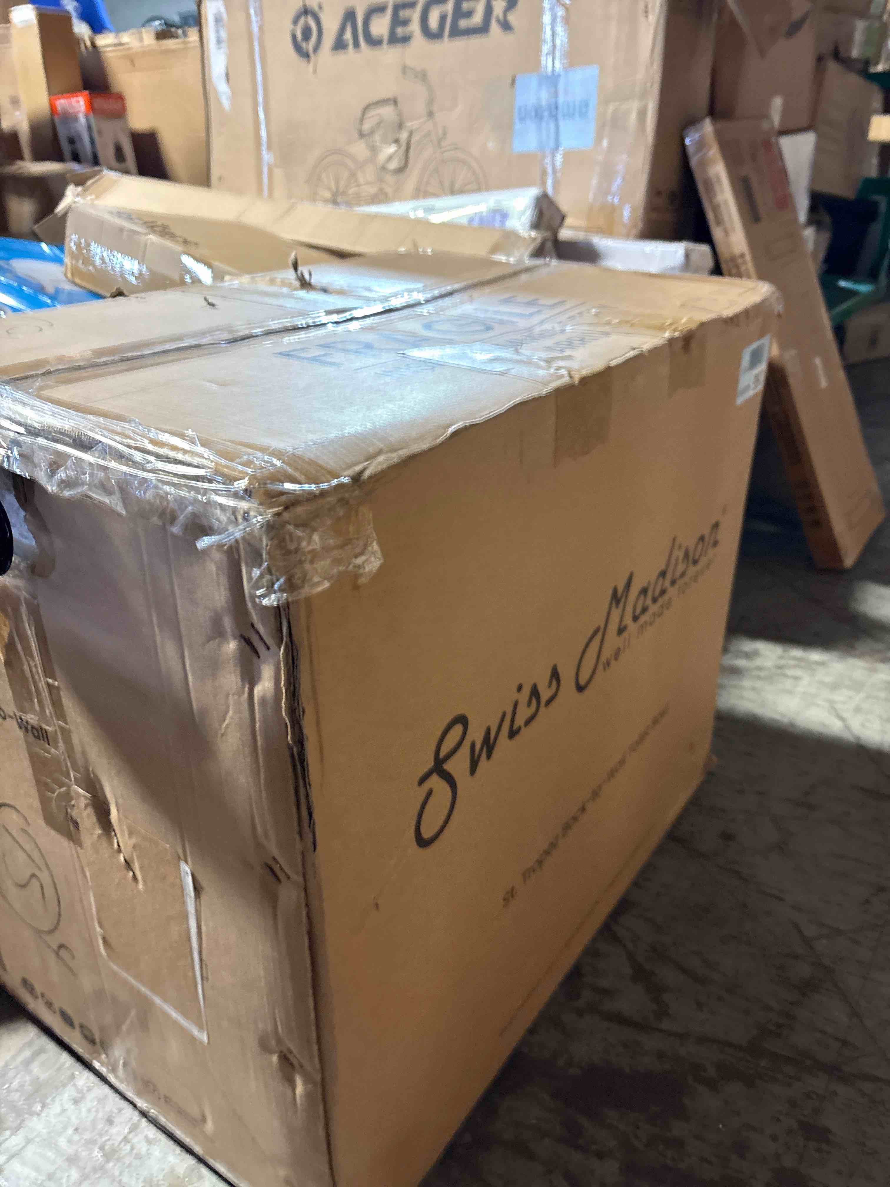 https://s3.amazonaws.com/lotting-images-prod/phillipi/TEA2231941_1751466490016.jpeg