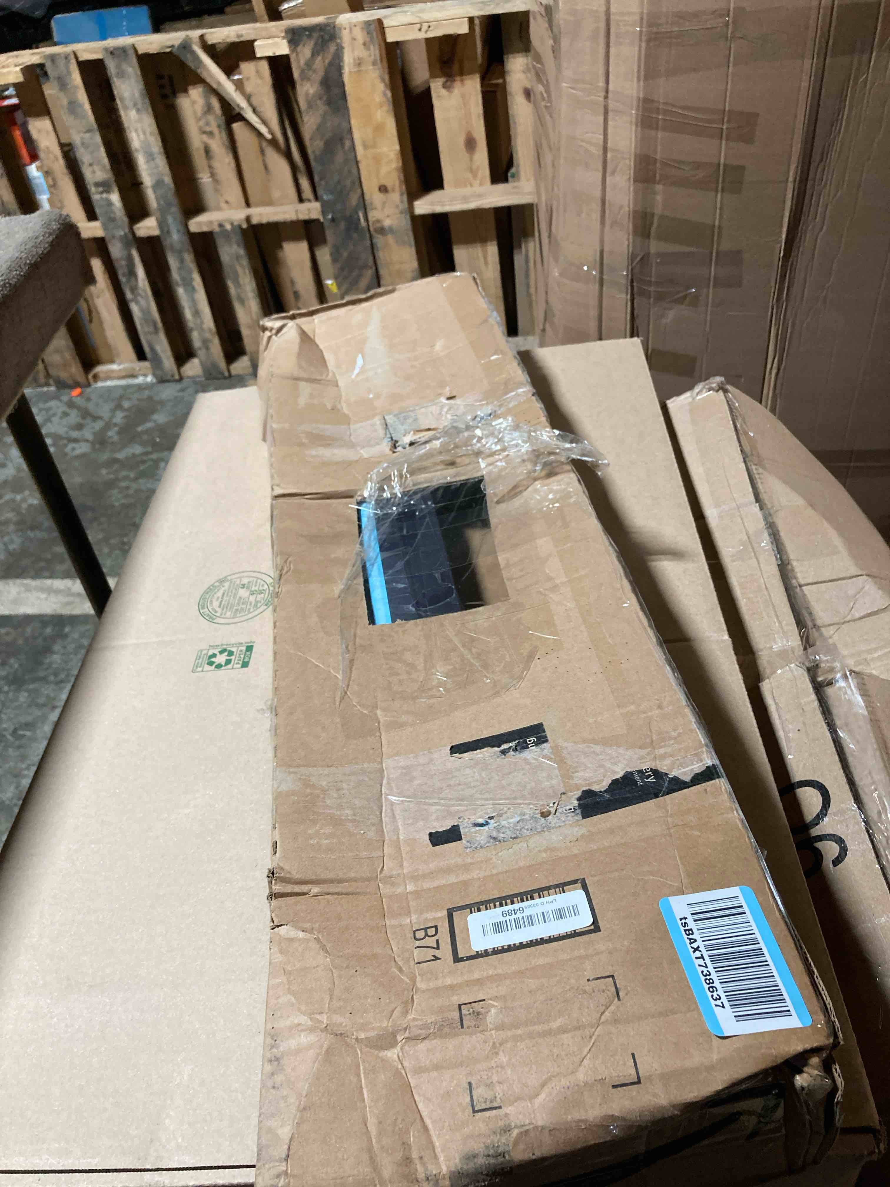 https://s3.amazonaws.com/lotting-images-prod/phillipi/TEA2231971_1751466053284.jpeg