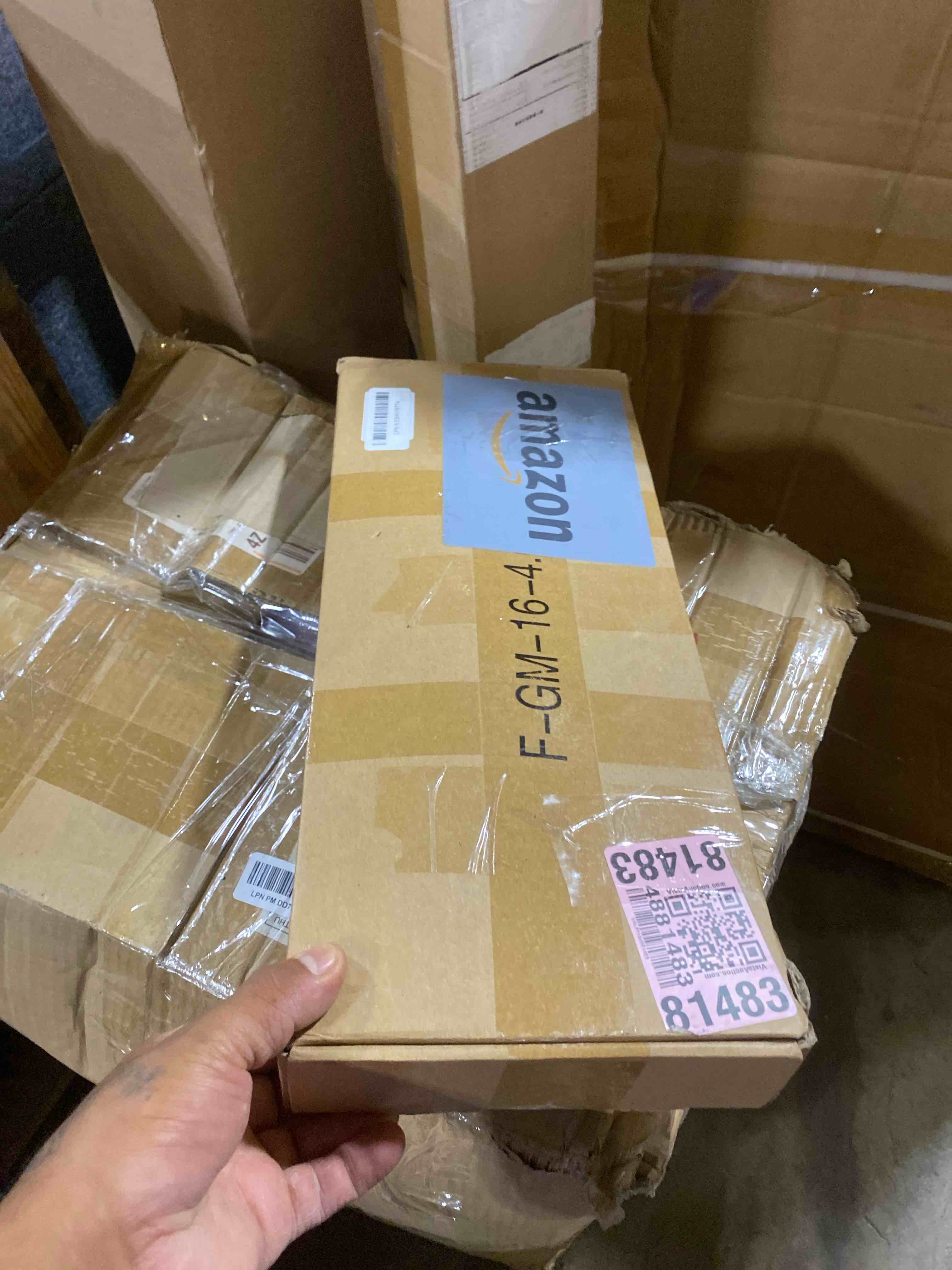 https://s3.amazonaws.com/lotting-images-prod/phillipi/TEA2232047_1752088150634.jpeg