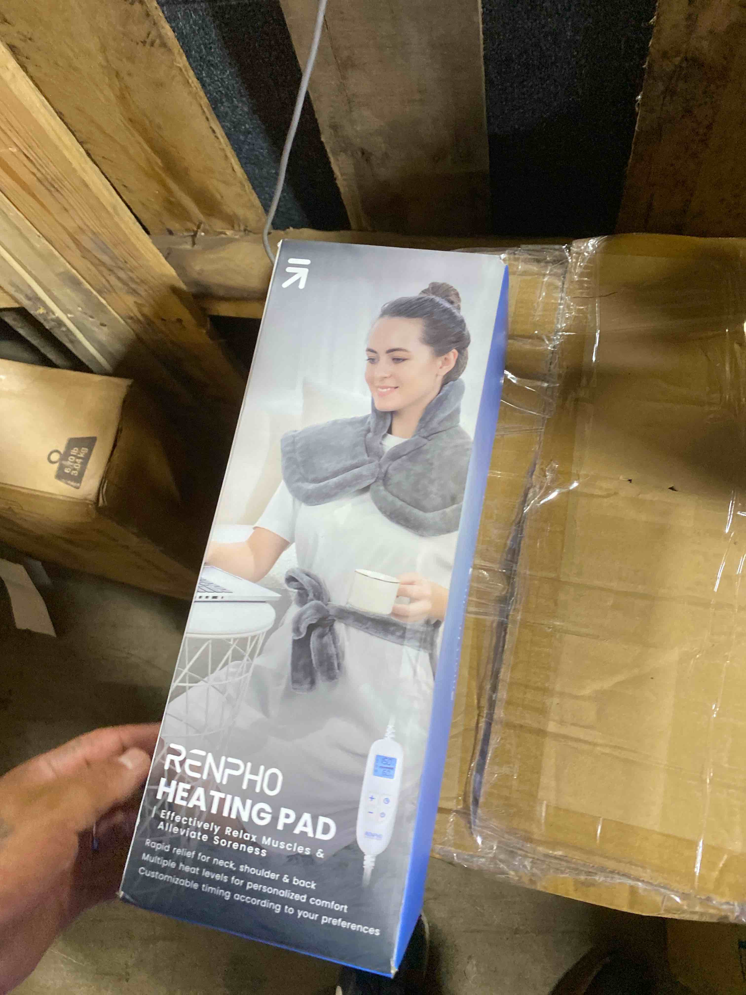 https://s3.amazonaws.com/lotting-images-prod/phillipi/TEA2232052_1752088841506.jpeg