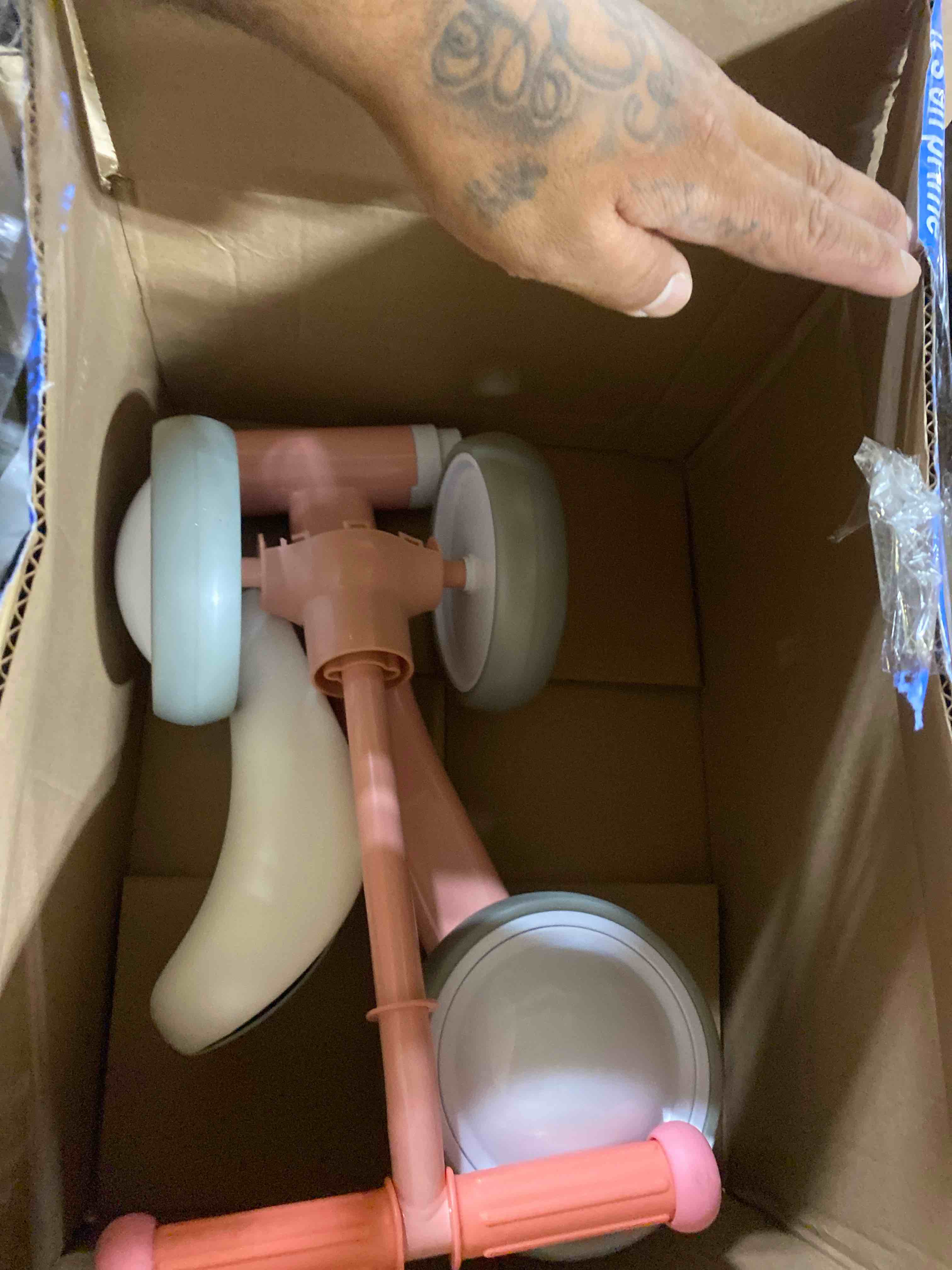 https://s3.amazonaws.com/lotting-images-prod/phillipi/TEA2232064_1752091156202.jpeg