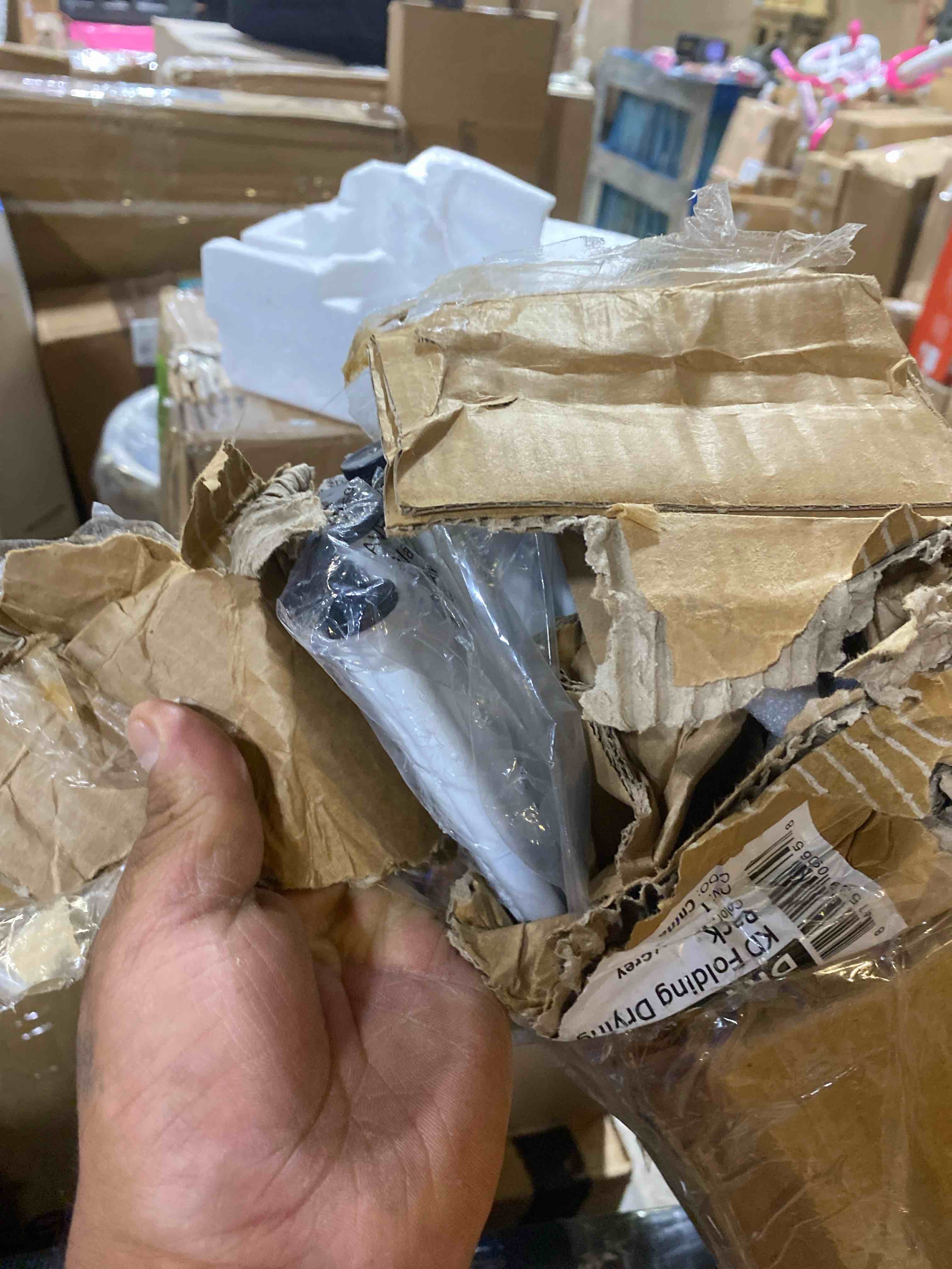 https://s3.amazonaws.com/lotting-images-prod/phillipi/TEA2232068_1752091760964.jpeg