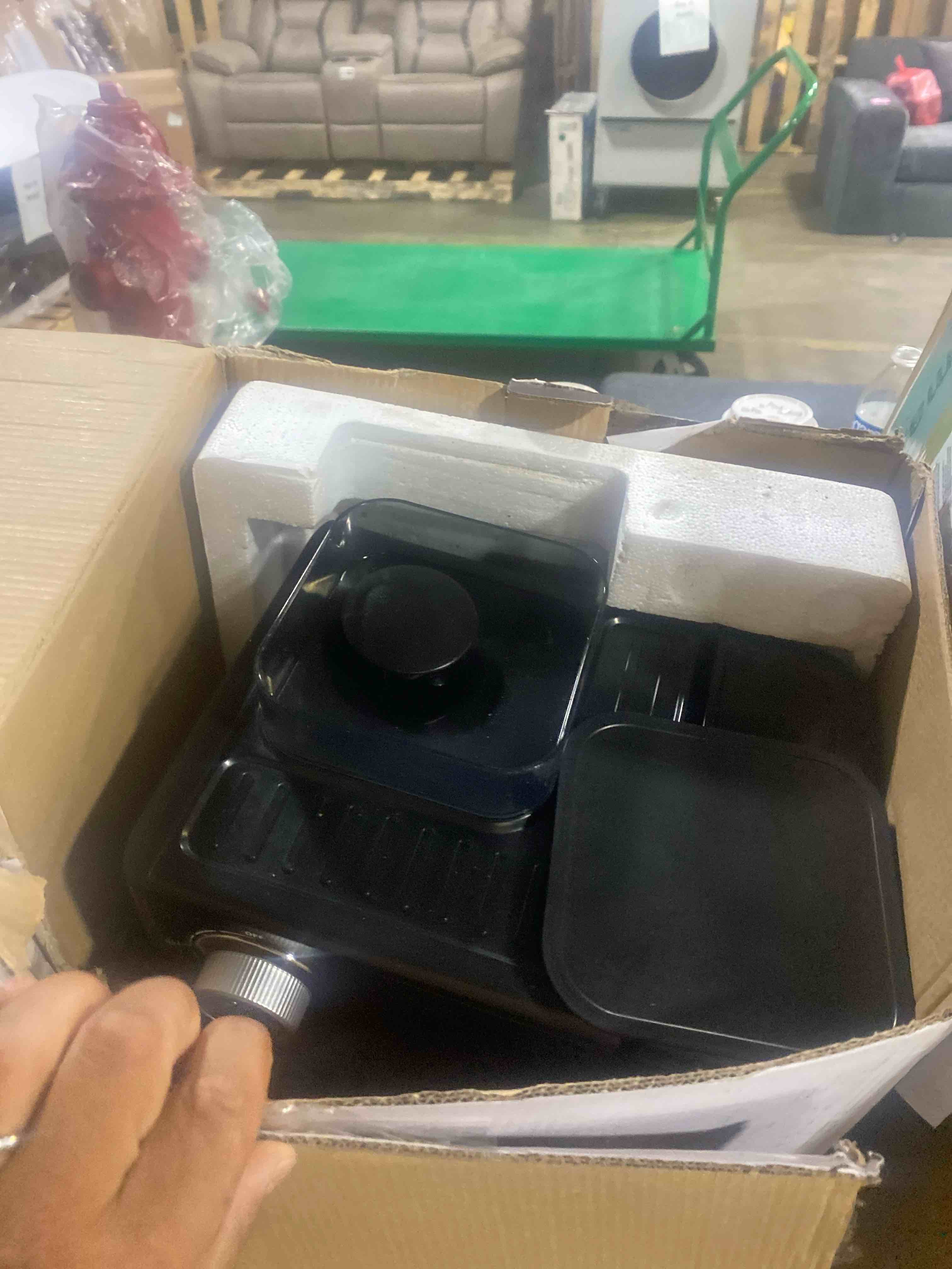 https://s3.amazonaws.com/lotting-images-prod/phillipi/TEA2232077_1752150900251.jpeg