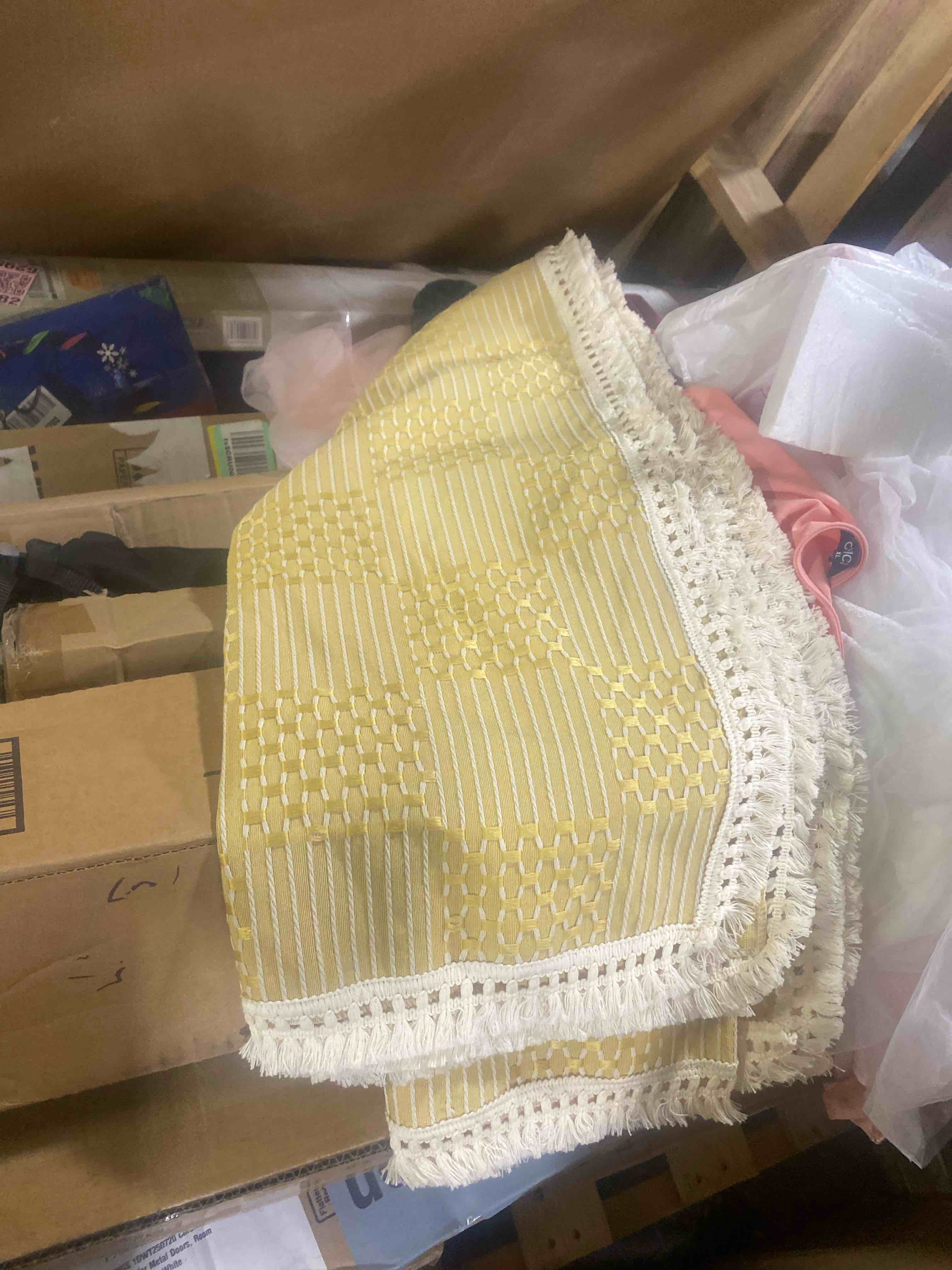 https://s3.amazonaws.com/lotting-images-prod/phillipi/TEA2232080_1752151807824.jpeg