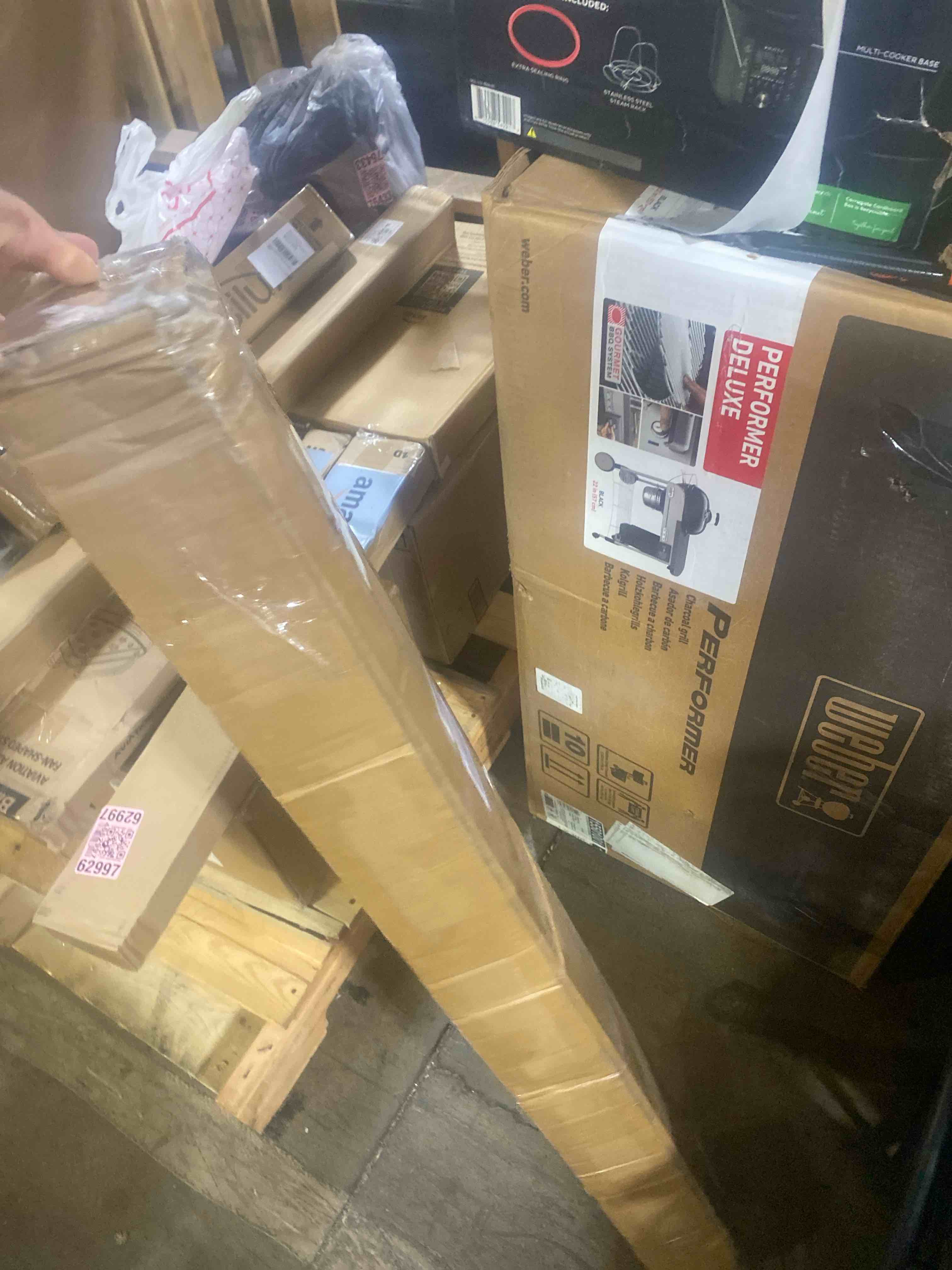 https://s3.amazonaws.com/lotting-images-prod/phillipi/TEA2232081_1752152169373.jpeg