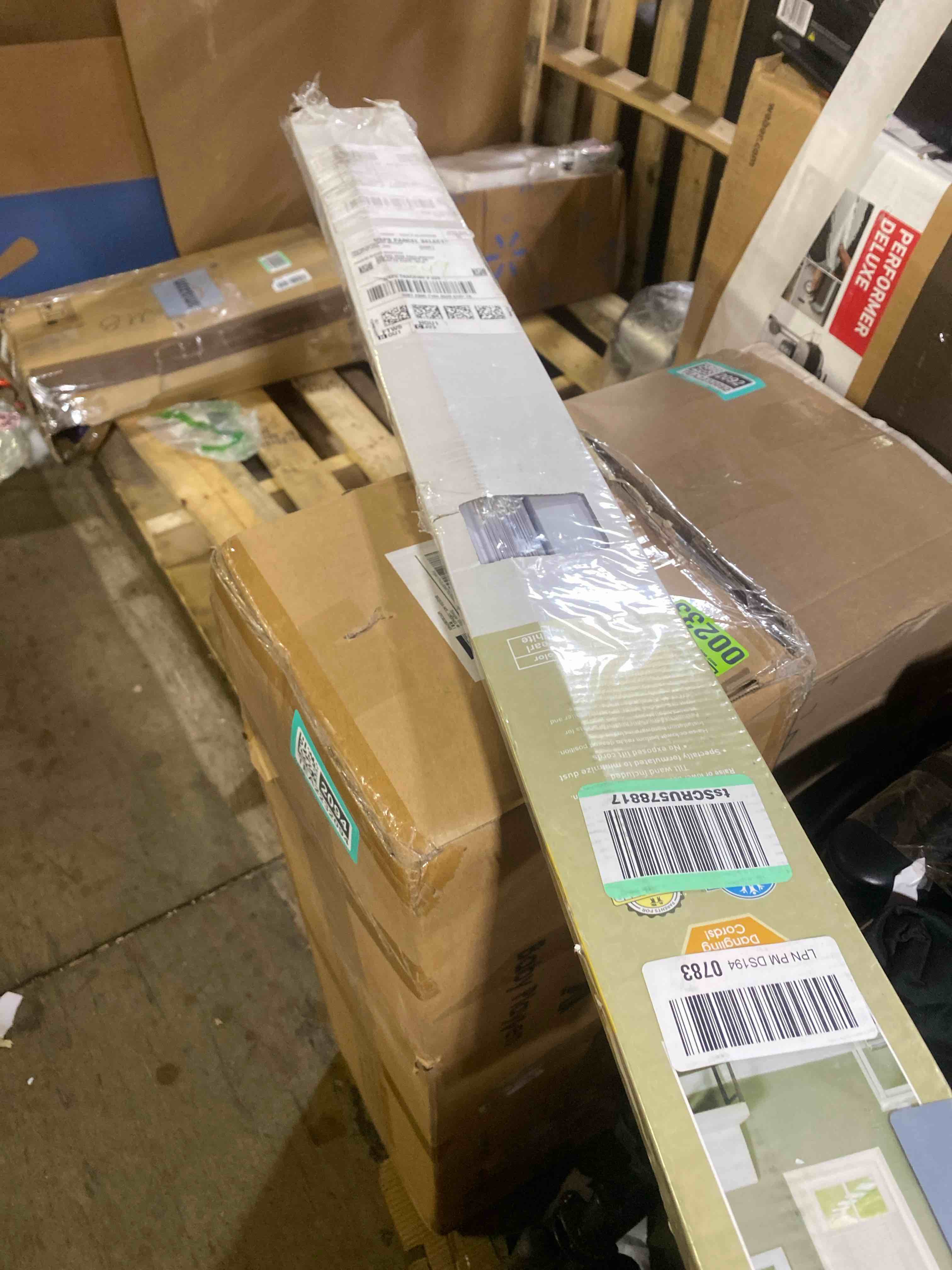 https://s3.amazonaws.com/lotting-images-prod/phillipi/TEA2232095_1752154562768.jpeg