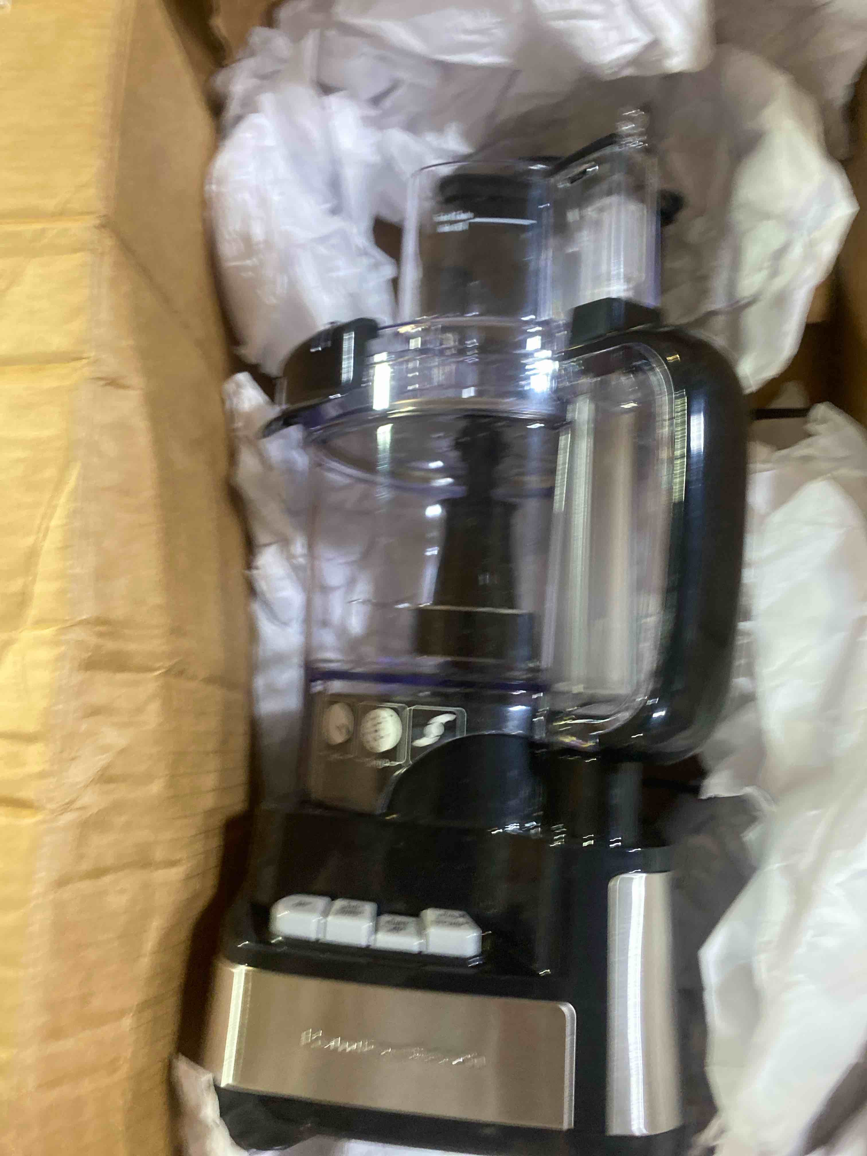 https://s3.amazonaws.com/lotting-images-prod/phillipi/TEA2232099_1752155075355.jpeg