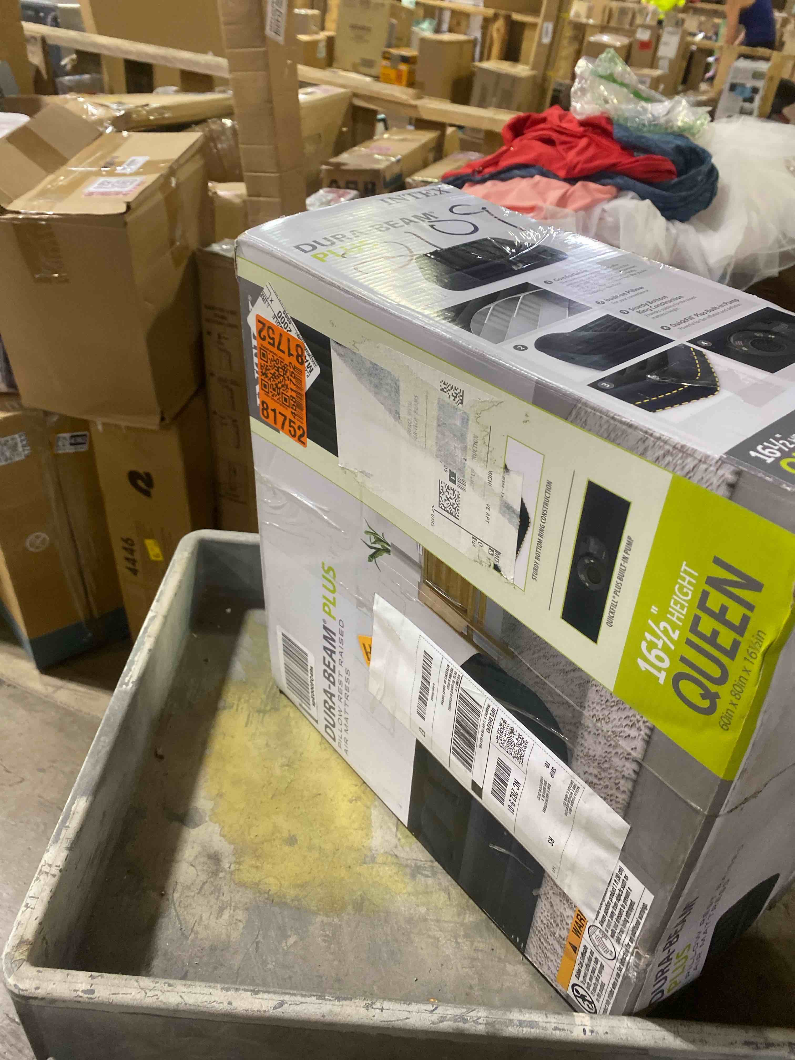 https://s3.amazonaws.com/lotting-images-prod/phillipi/TEA2232108_1752157672826.jpeg