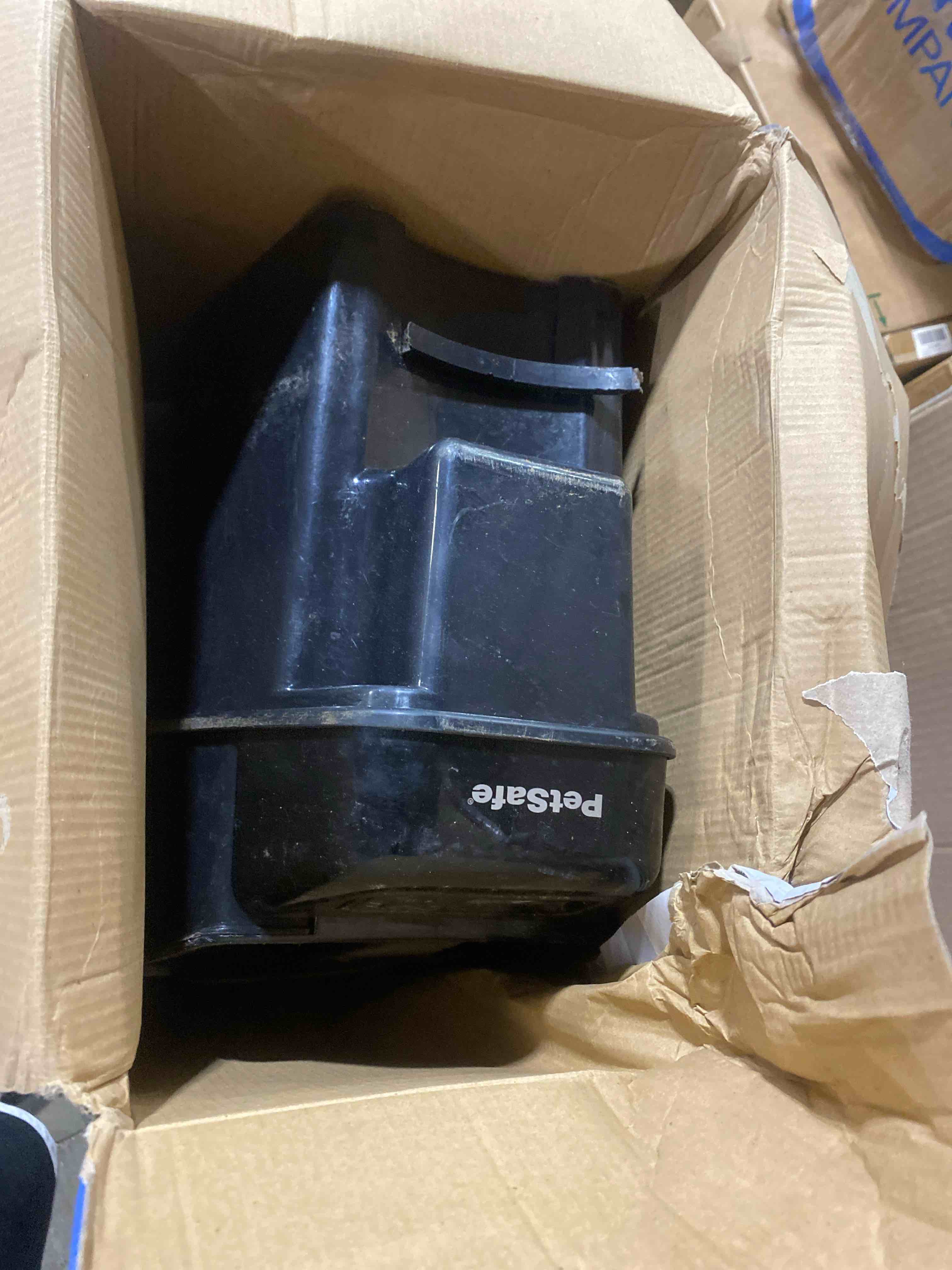 https://s3.amazonaws.com/lotting-images-prod/phillipi/TEA2232119_1752158929834.jpeg
