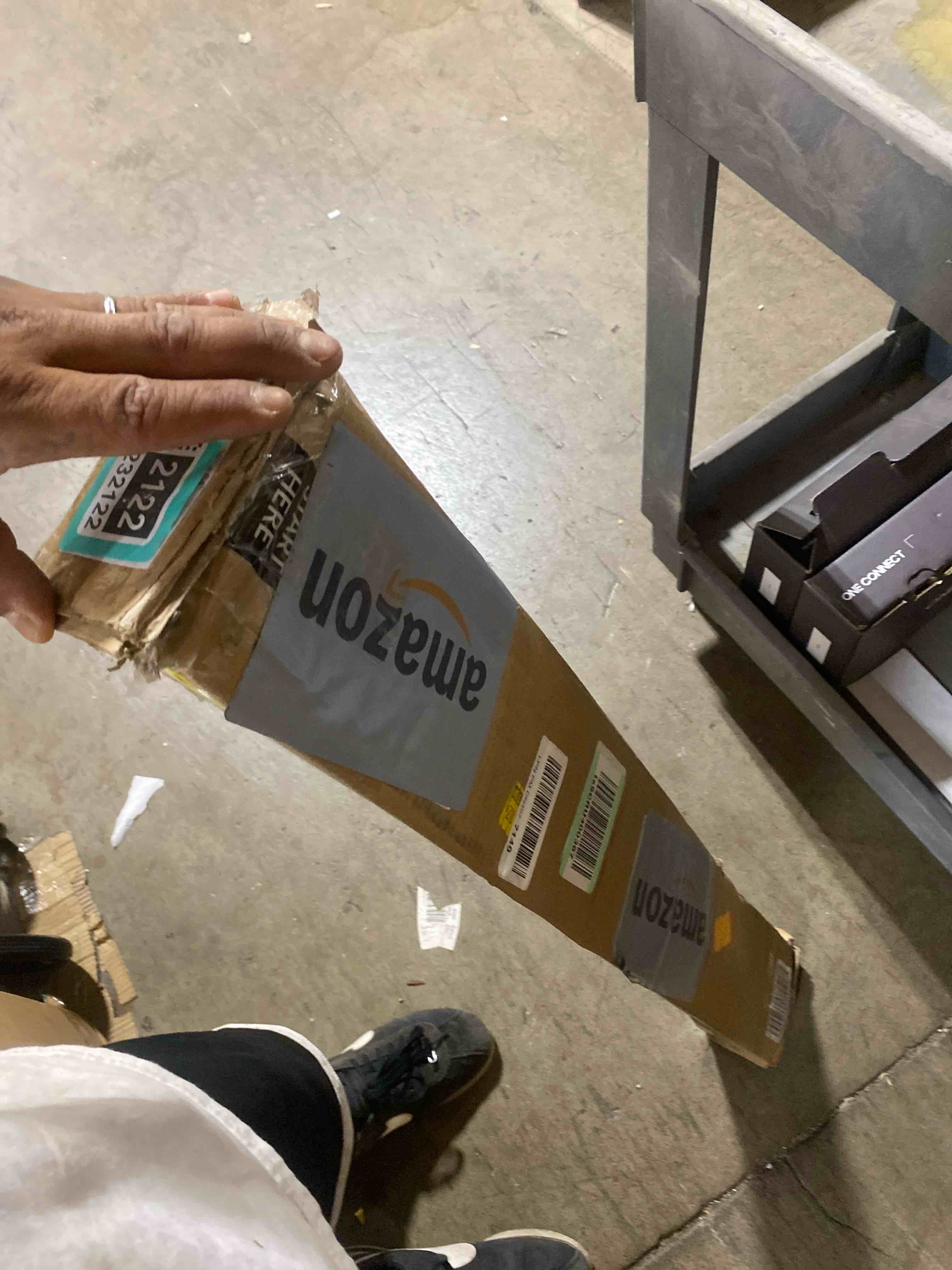https://s3.amazonaws.com/lotting-images-prod/phillipi/TEA2232122_1752159442025.jpeg
