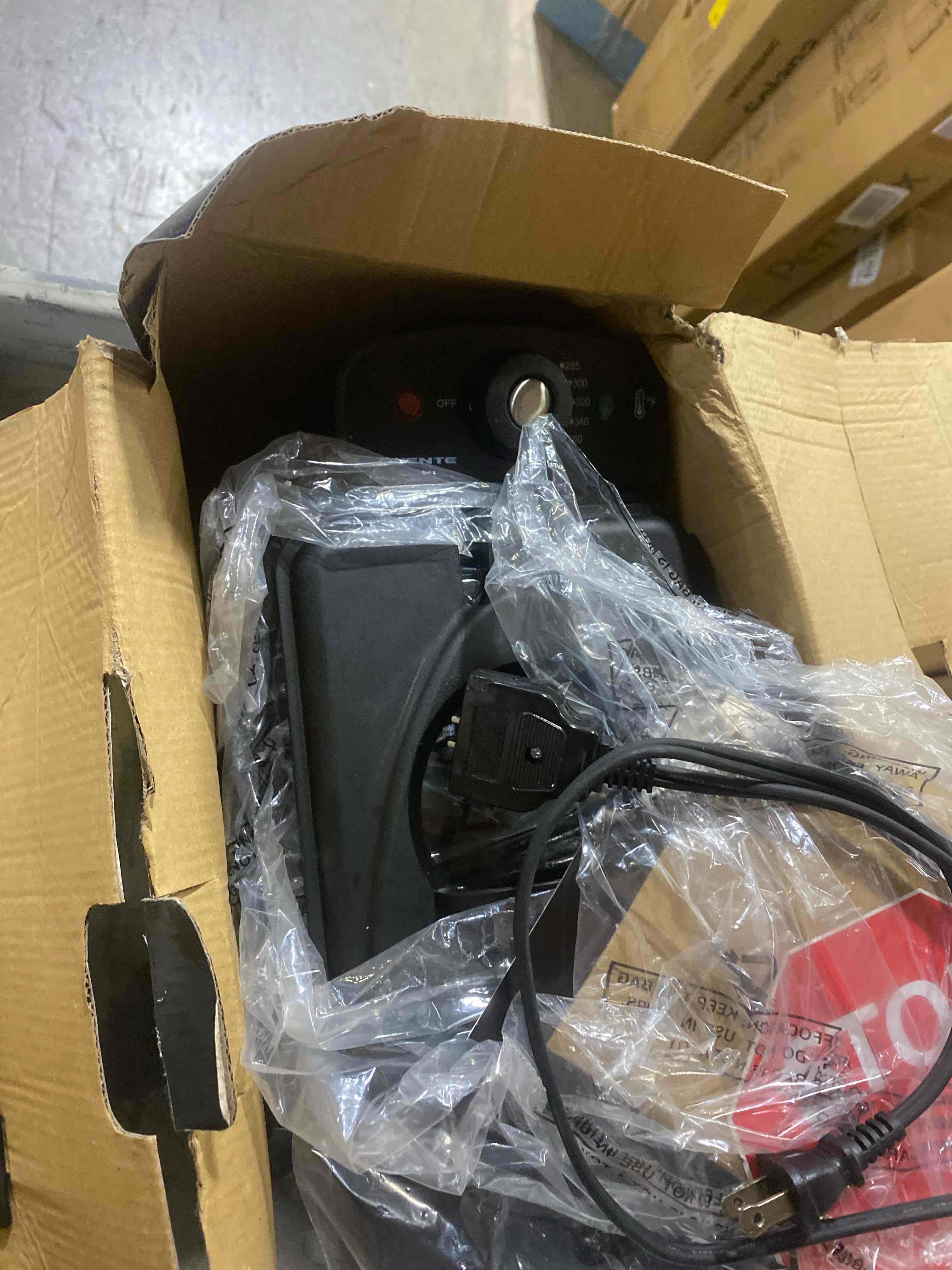 https://s3.amazonaws.com/lotting-images-prod/phillipi/TEA2232125_1752159874786.jpeg