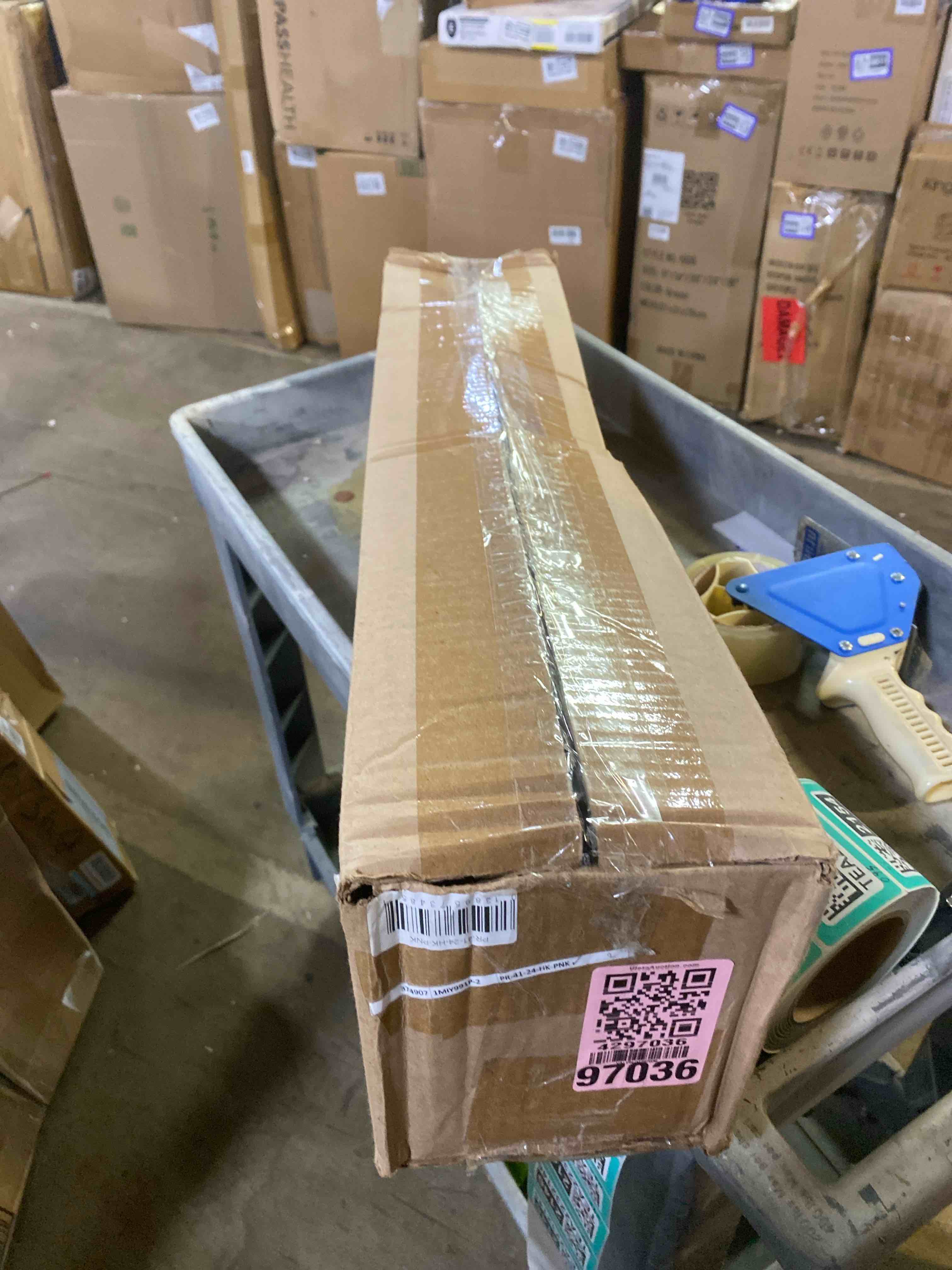 https://s3.amazonaws.com/lotting-images-prod/phillipi/TEA2232145_1752175892847.jpeg