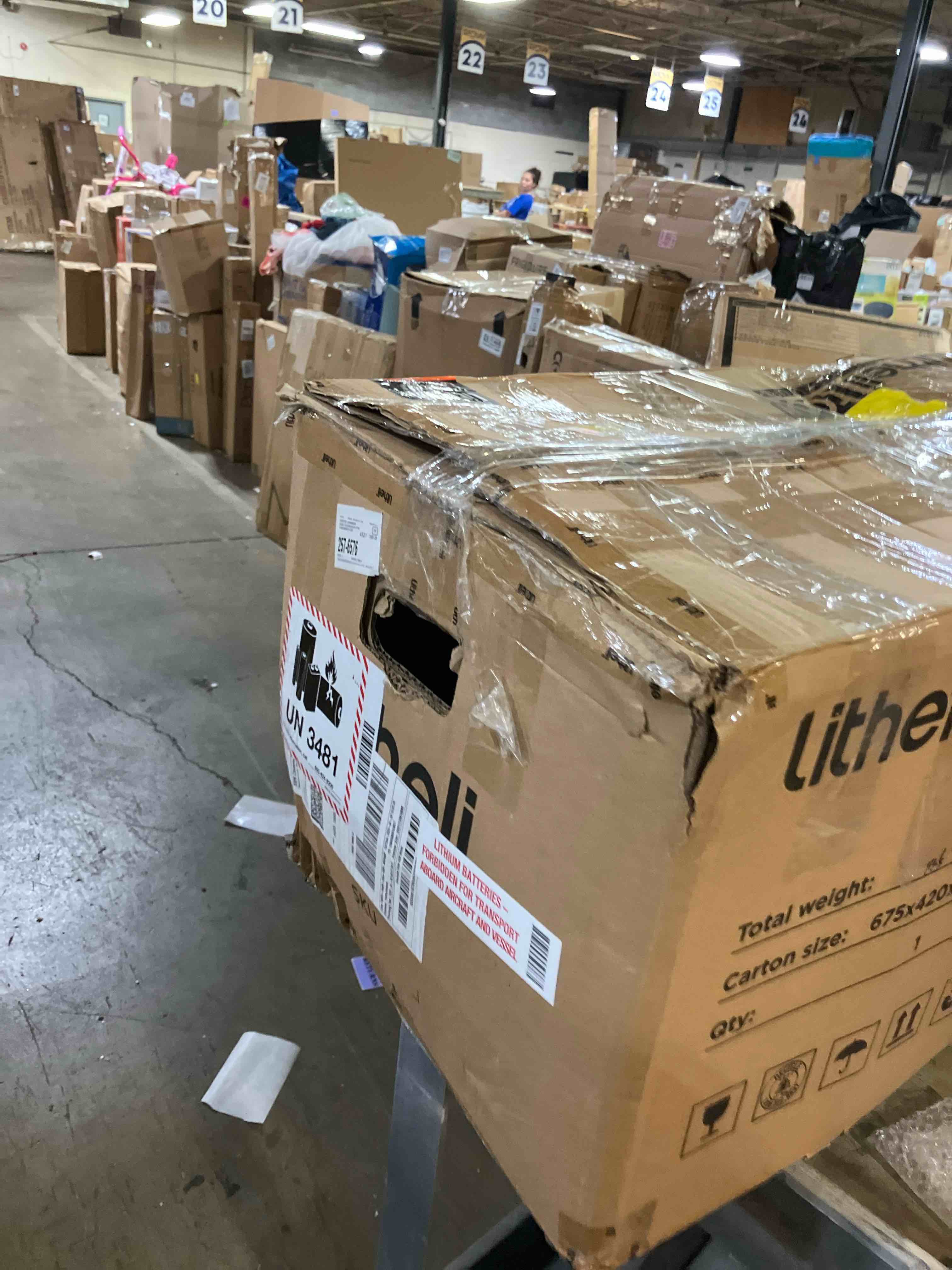 https://s3.amazonaws.com/lotting-images-prod/phillipi/TEA2232194_1752184465717.jpeg