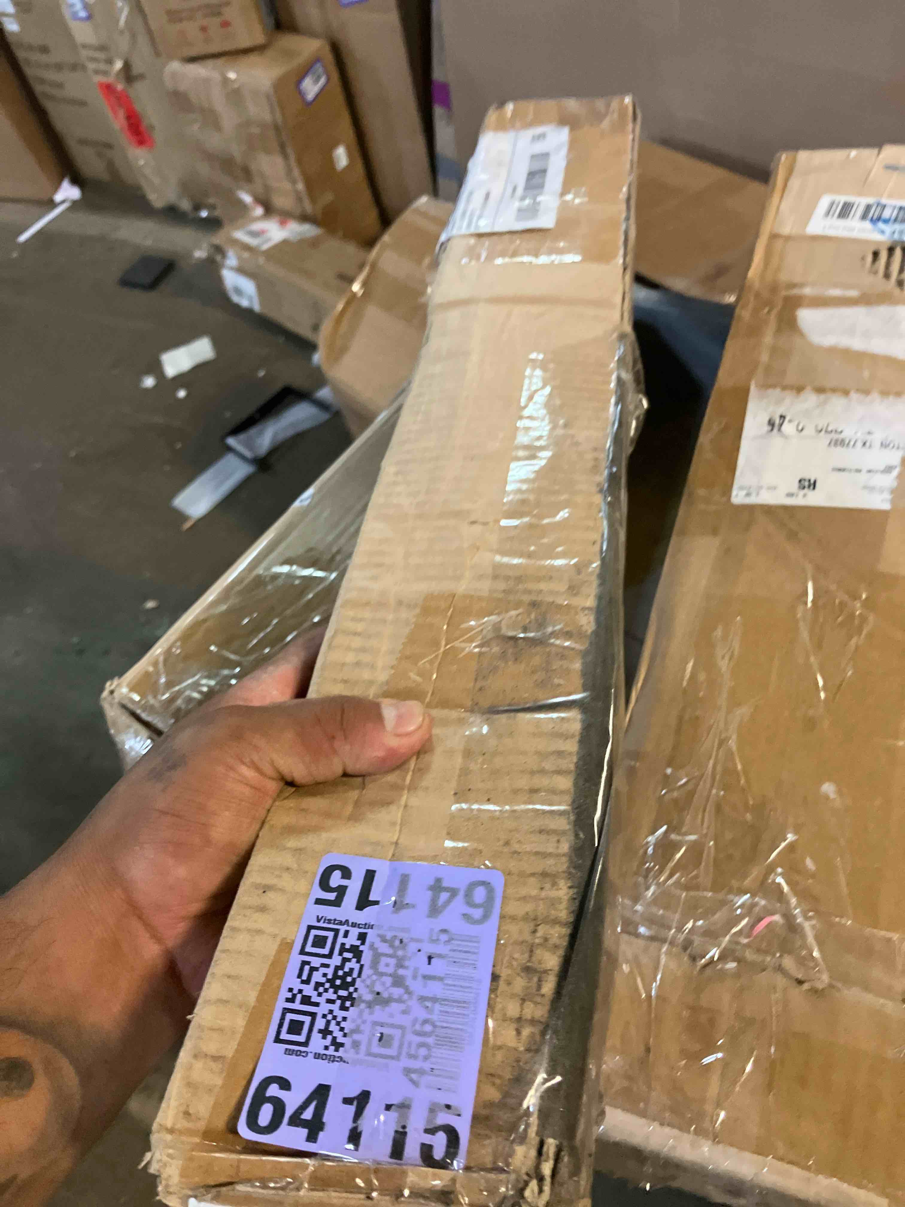 https://s3.amazonaws.com/lotting-images-prod/phillipi/TEA2232198_1752185036157.jpeg