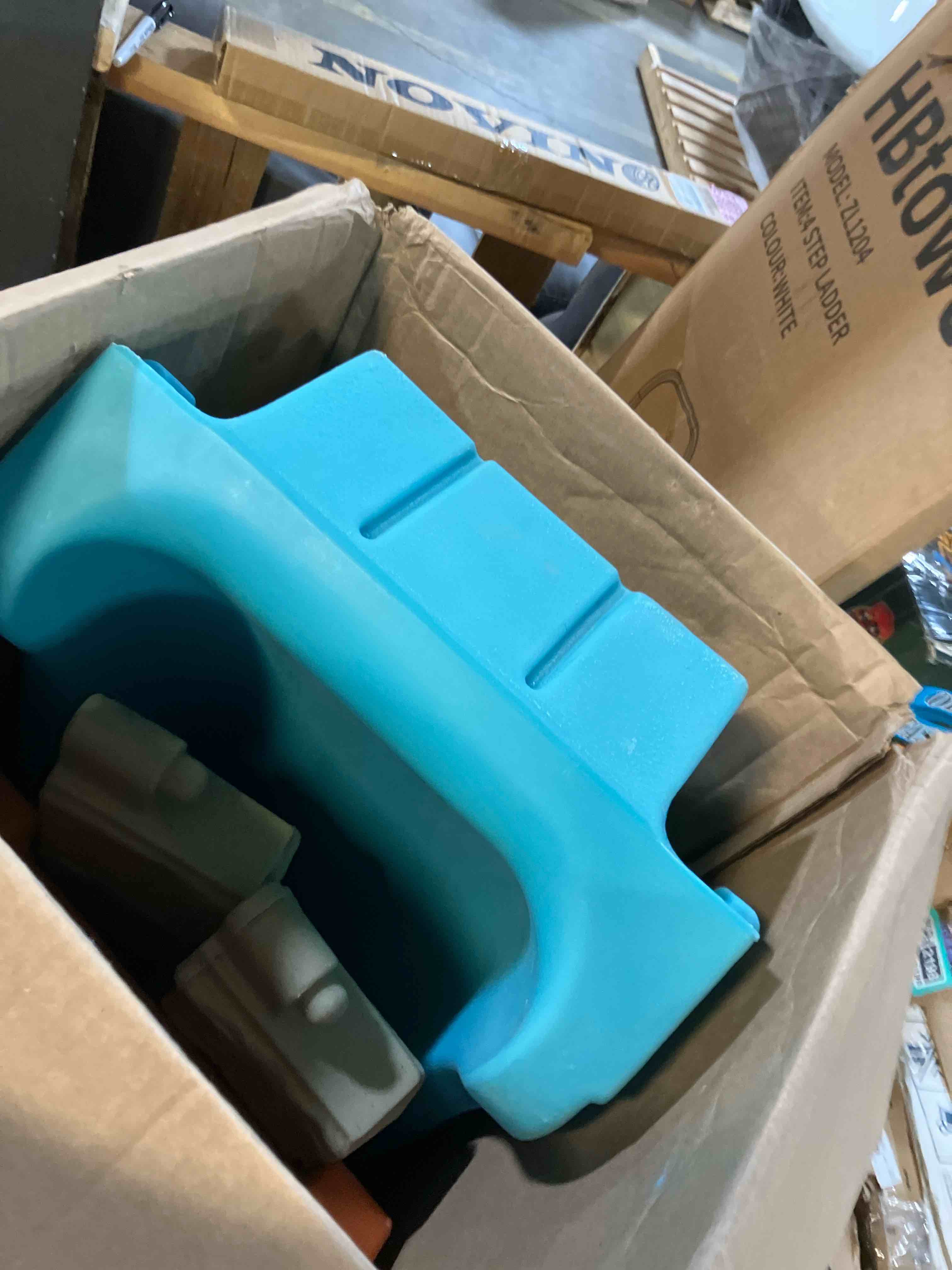 https://s3.amazonaws.com/lotting-images-prod/phillipi/TEA2232200_1752185272188.jpeg