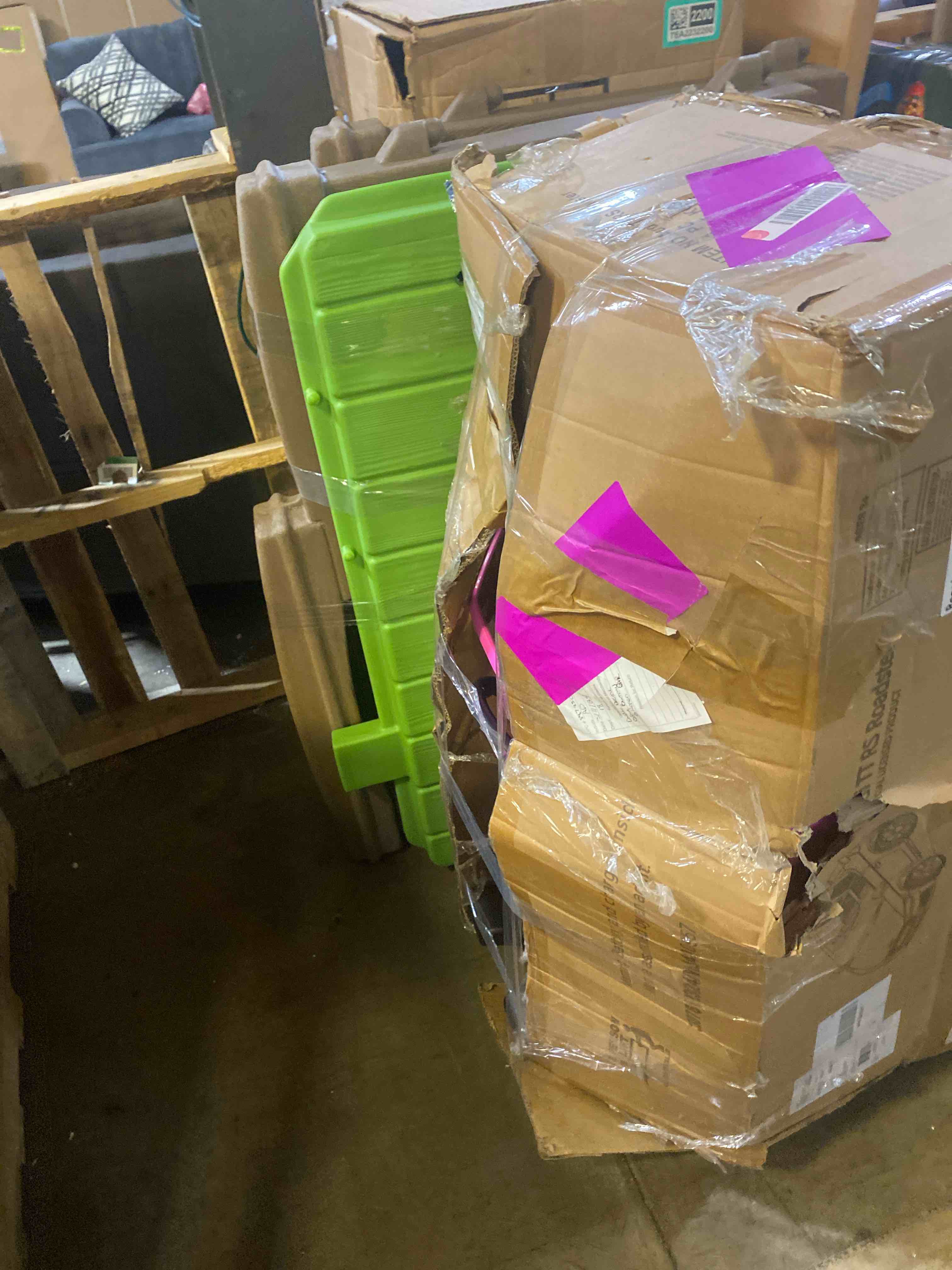 https://s3.amazonaws.com/lotting-images-prod/phillipi/TEA2232202_1752242456951.jpeg
