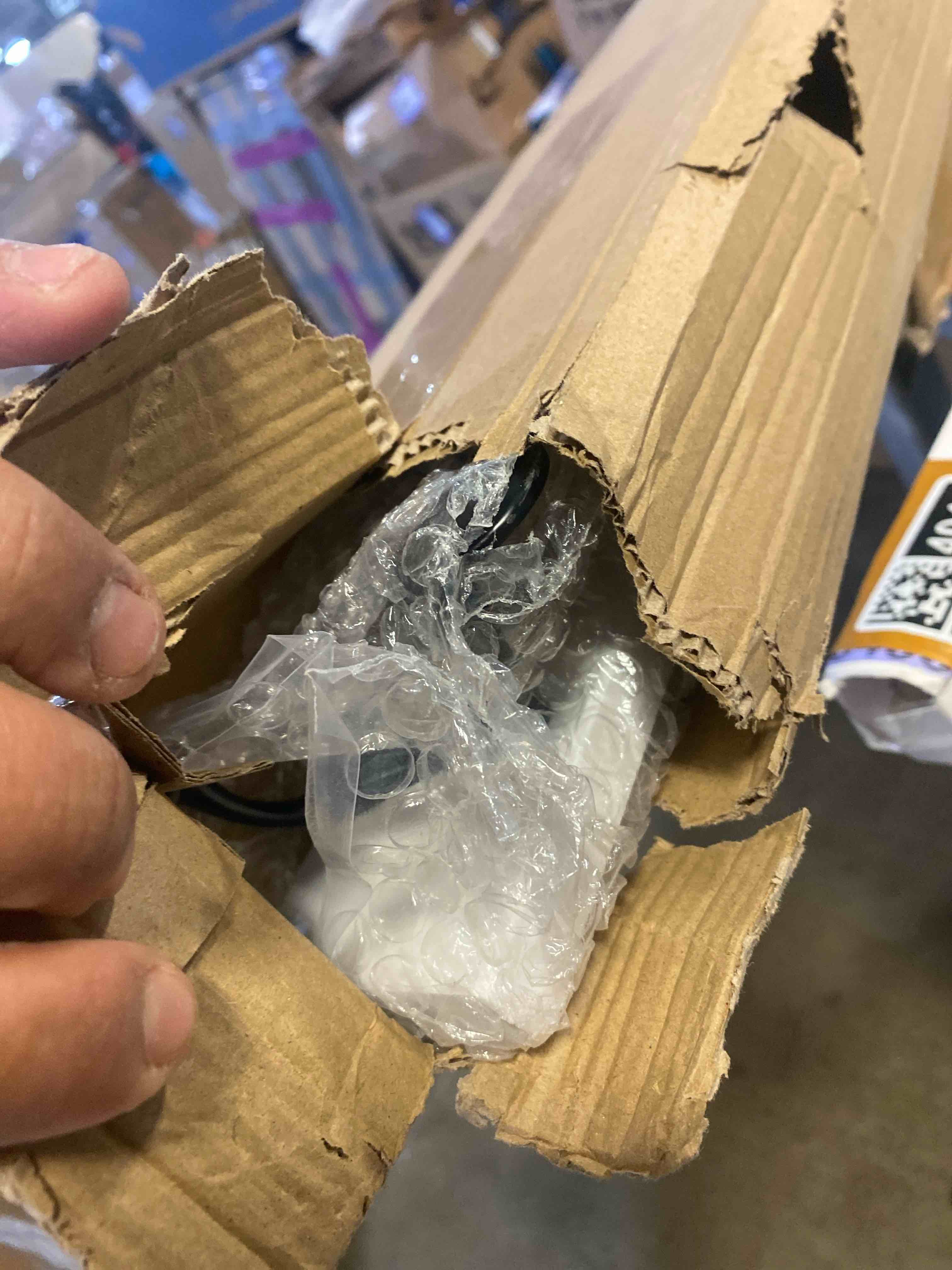 https://s3.amazonaws.com/lotting-images-prod/phillipi/TEA2232204_1752243283913.jpeg