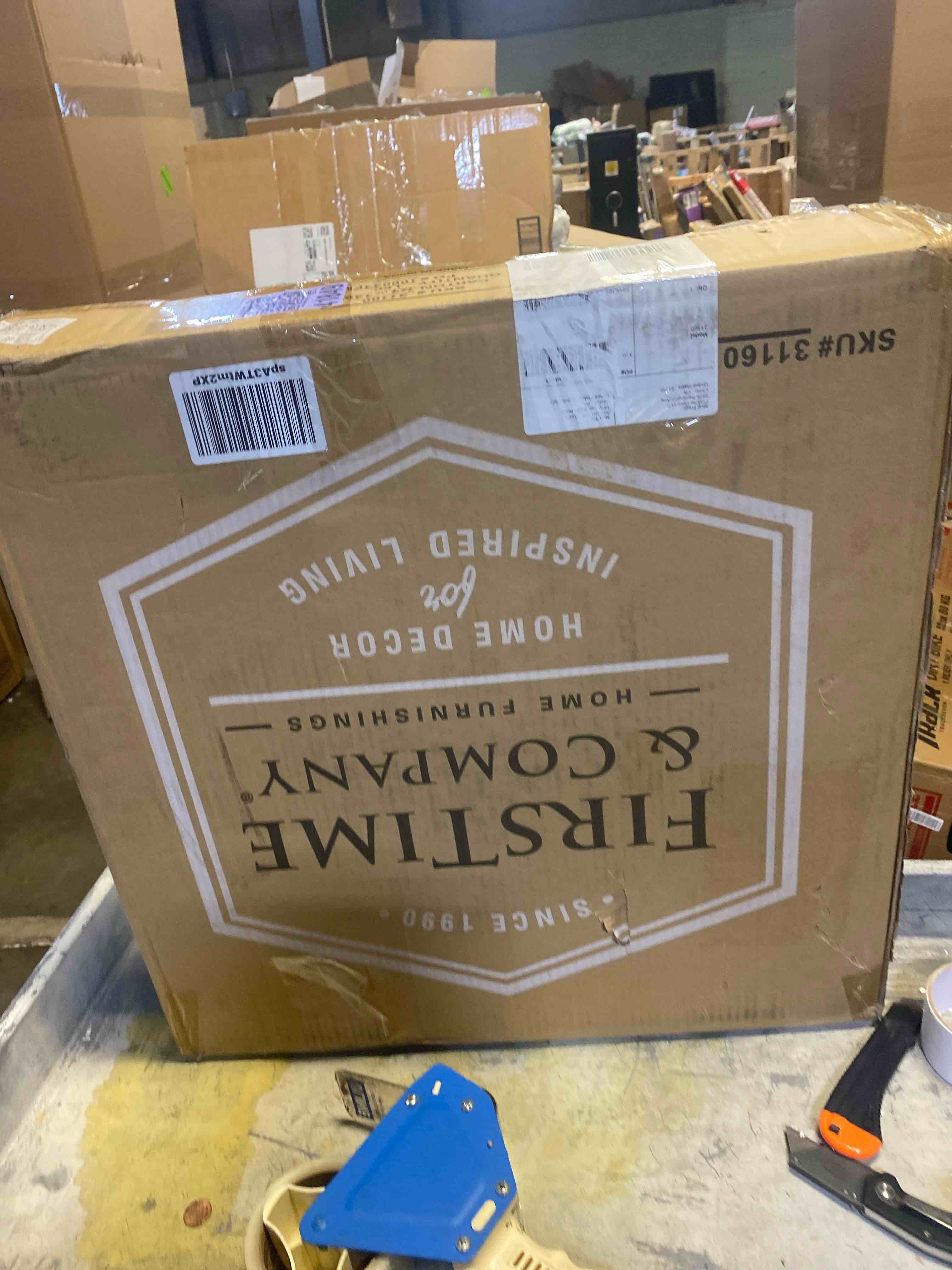 https://s3.amazonaws.com/lotting-images-prod/phillipi/TEA2232209_1752244285925.jpeg